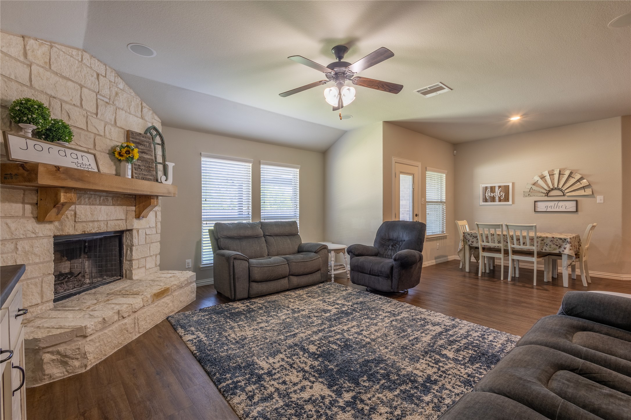 343 Amber Lane