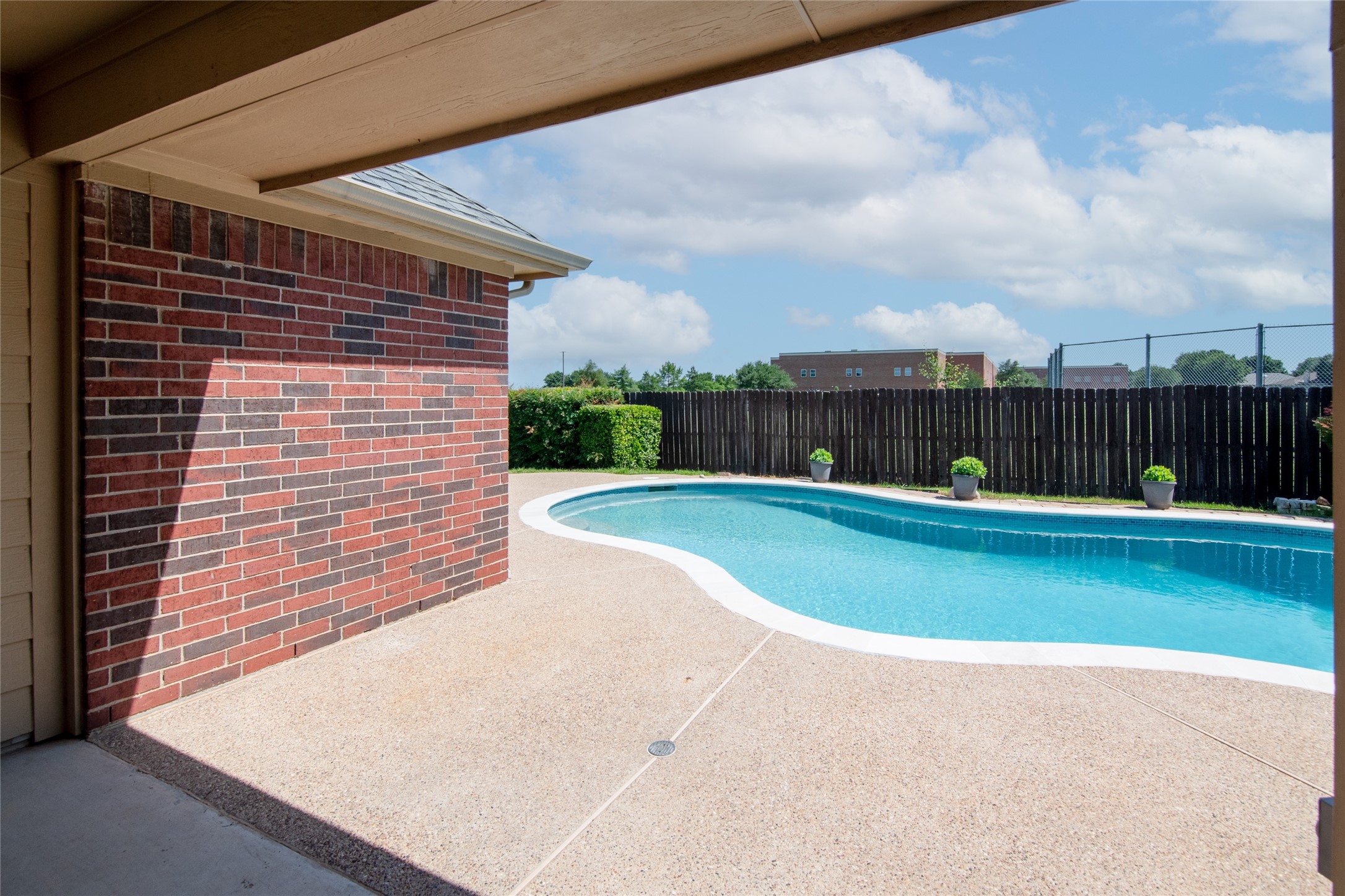 5520 Bandelier Trail