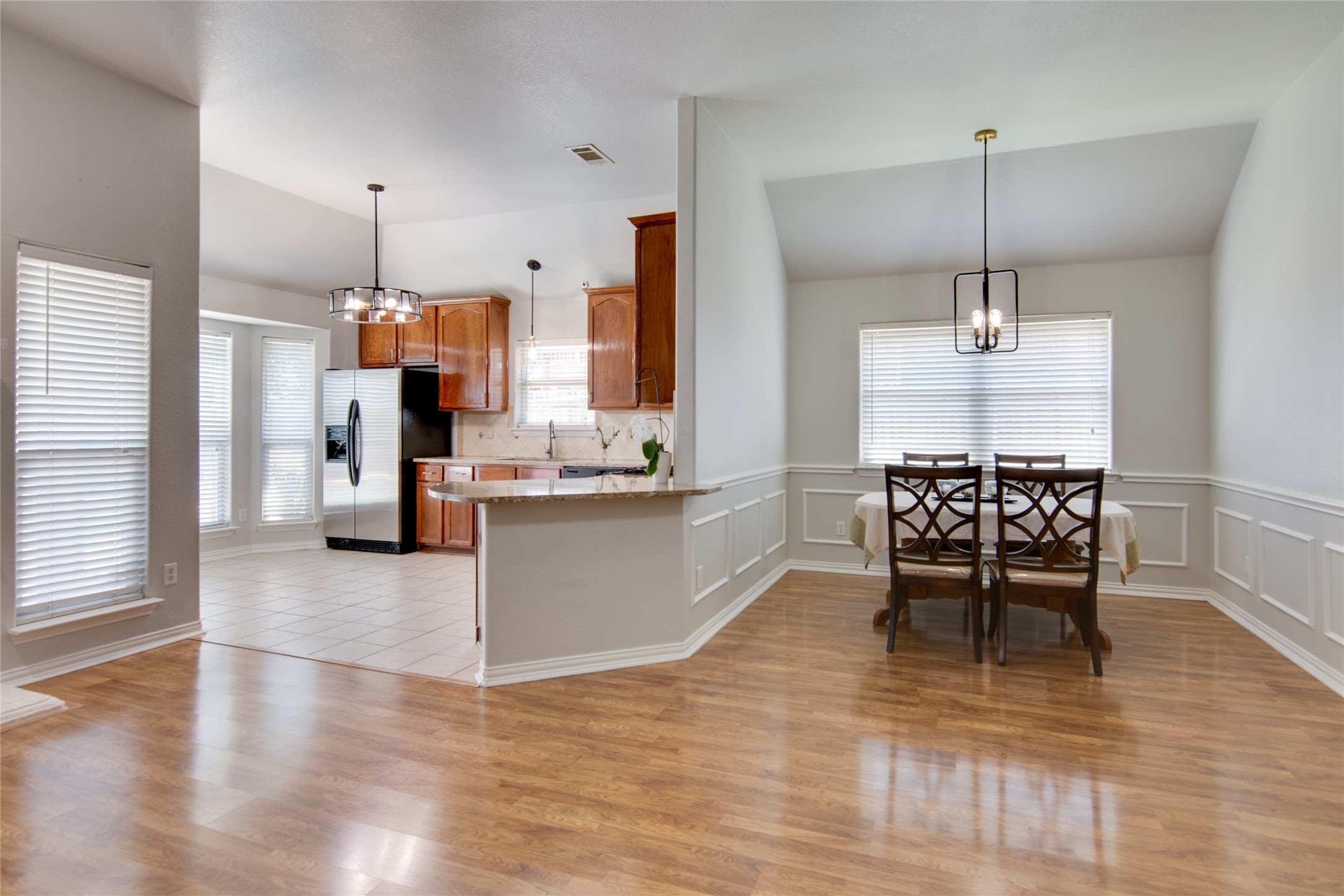 5520 Bandelier Trail