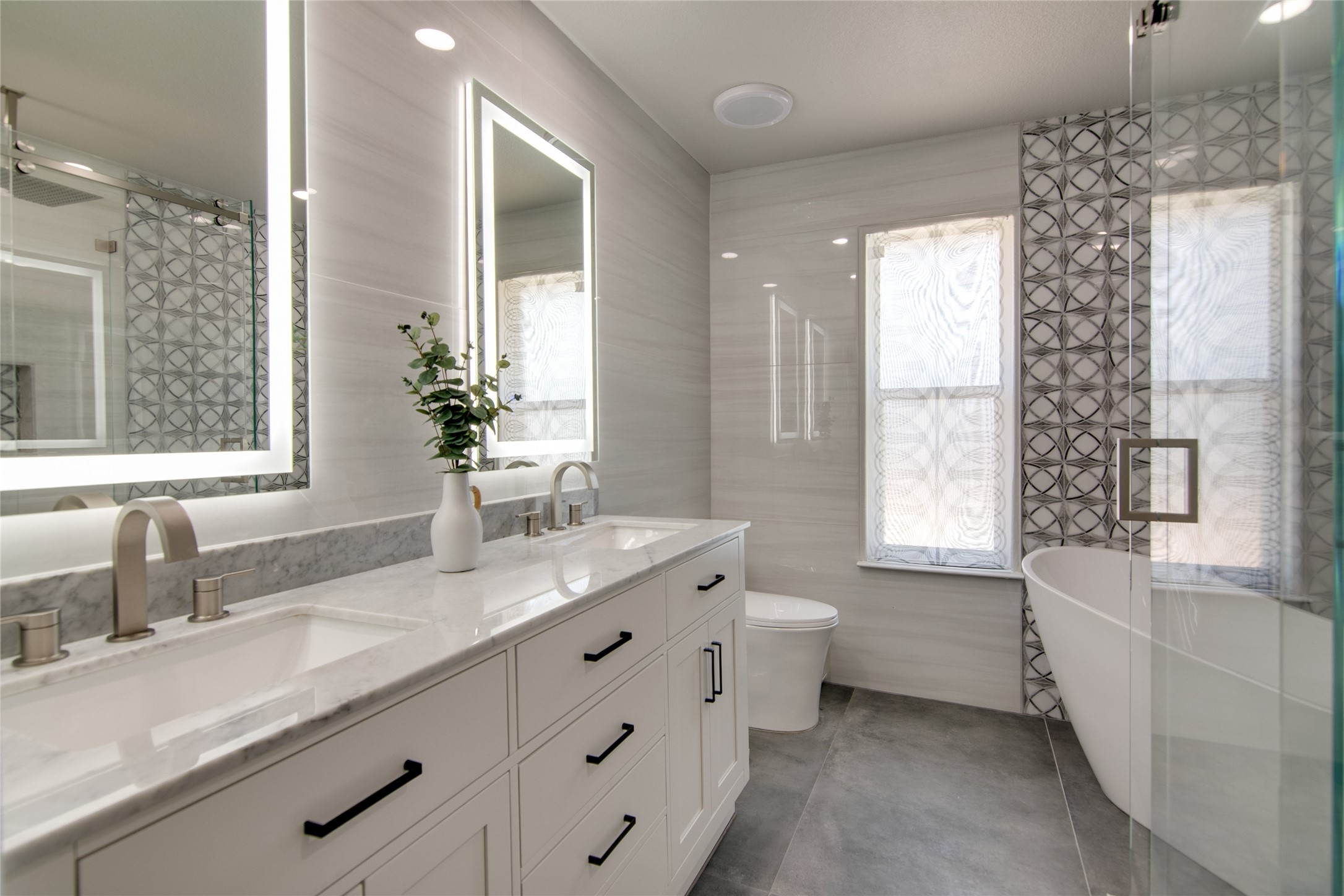 5520 Bandelier Trail