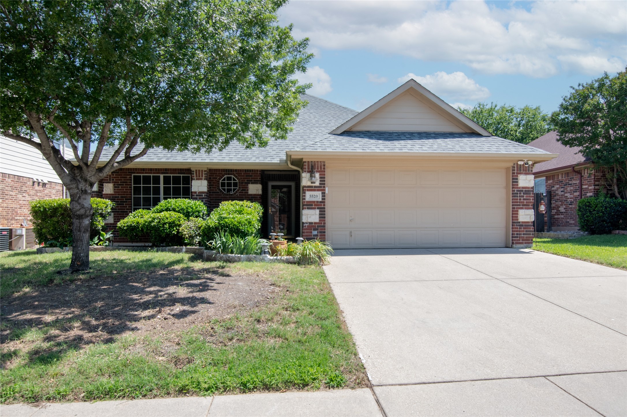 5520 Bandelier Trail