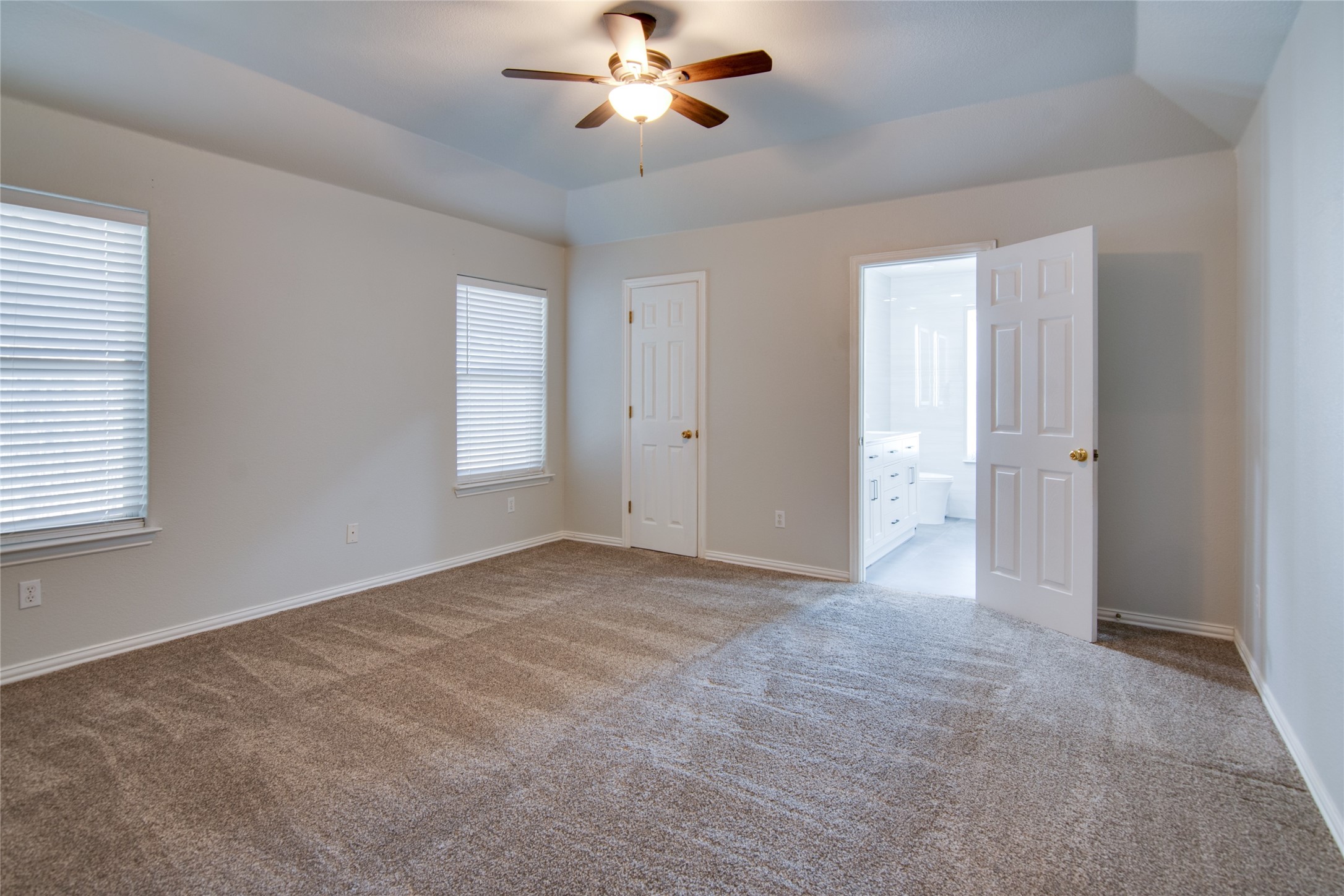 5520 Bandelier Trail