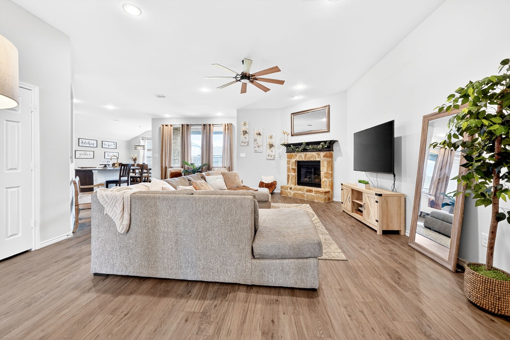 1175 Waterscape Boulevard