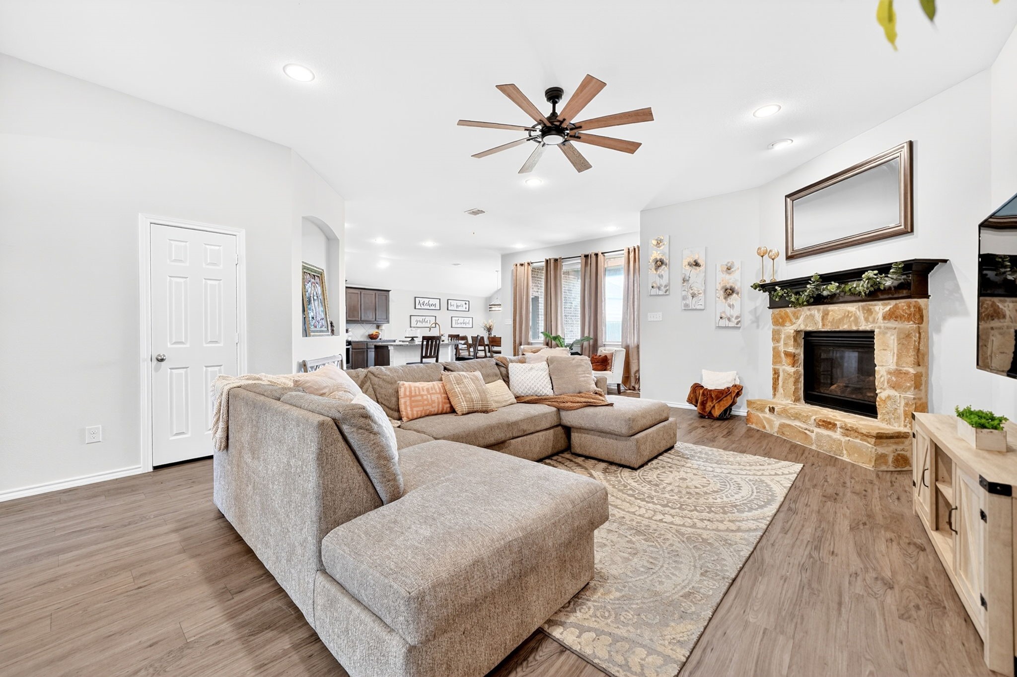 1175 Waterscape Boulevard