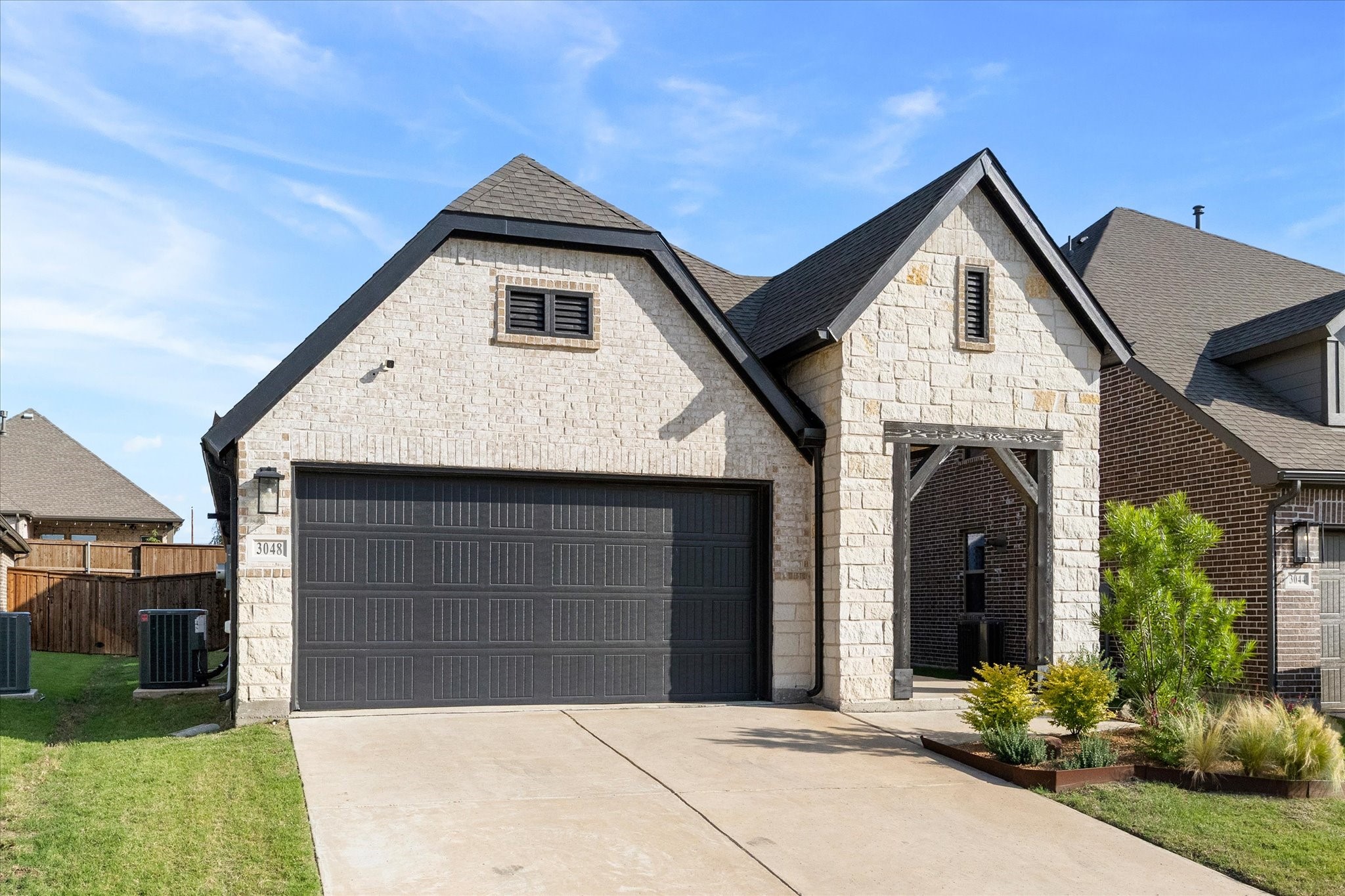 3048 Wind Knot Way