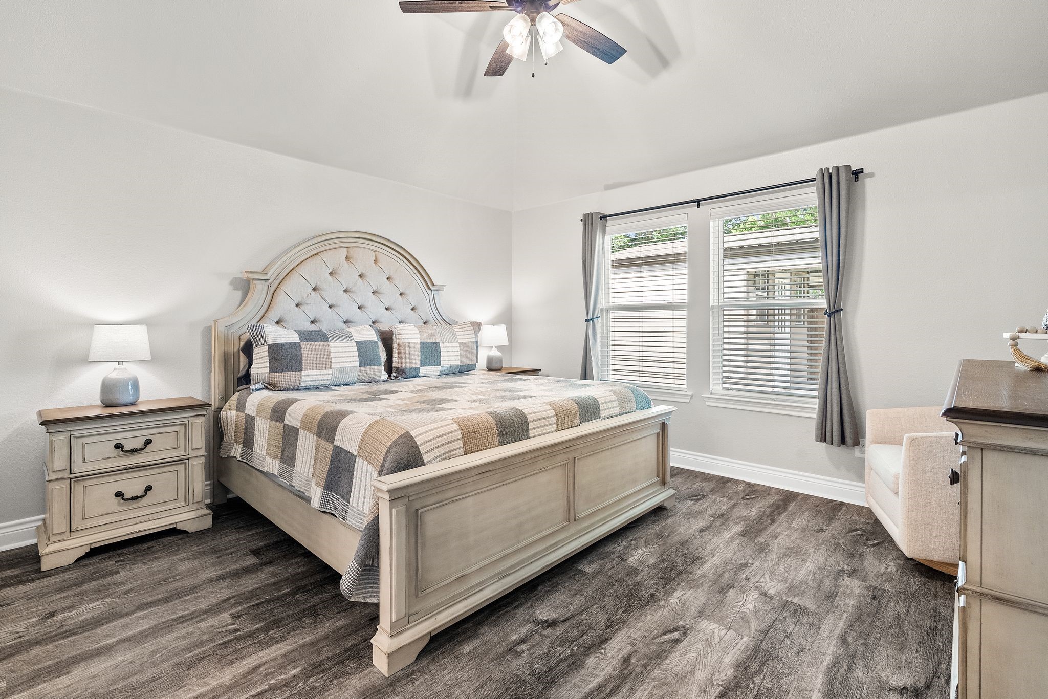 8003 Scott Lane