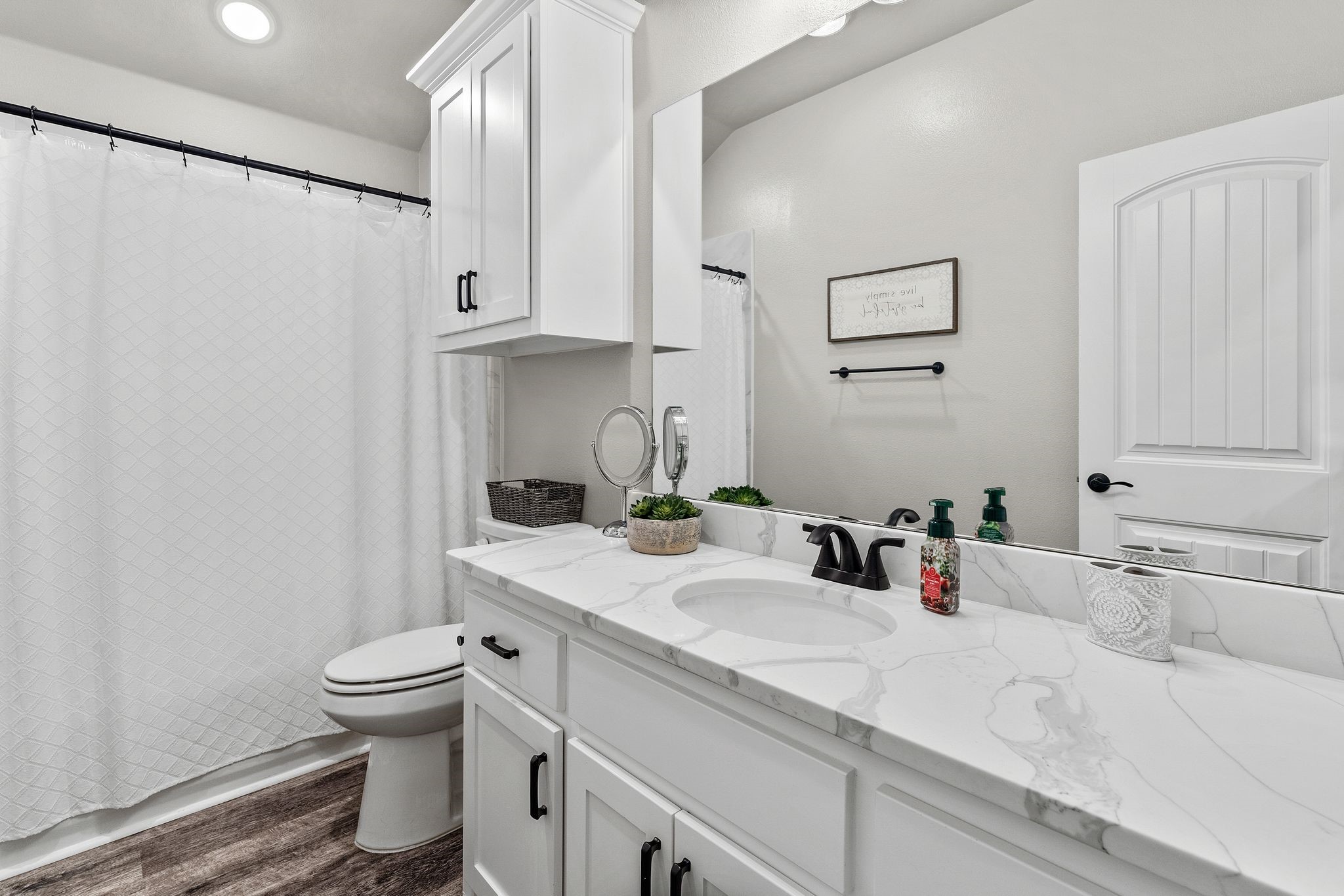 8003 Scott Lane