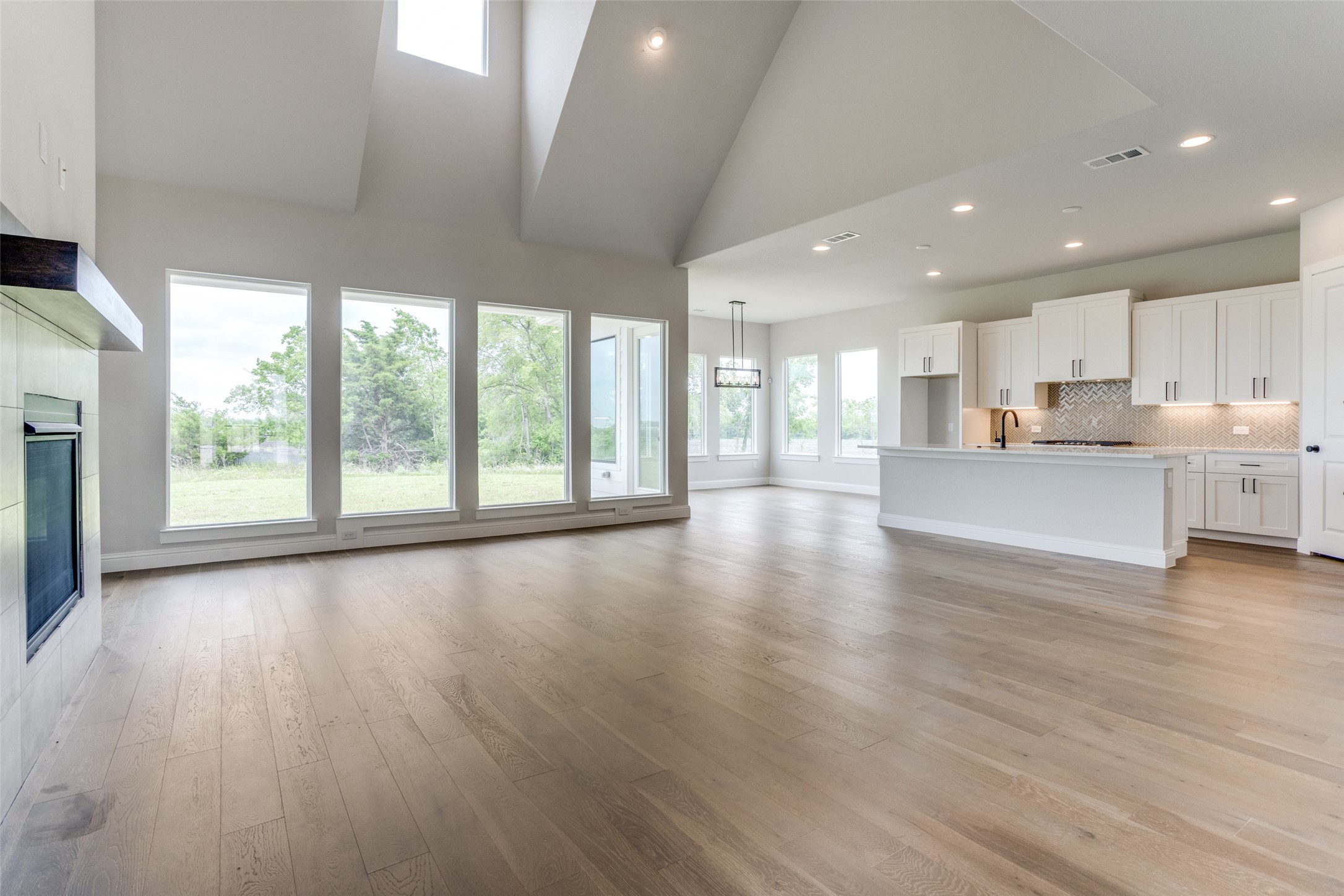 805 Concord Court