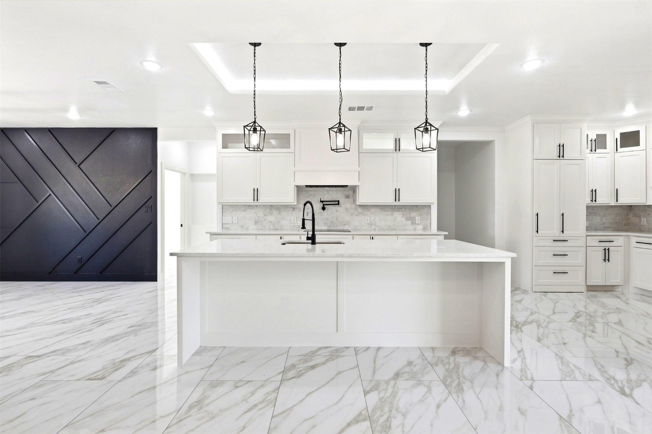 1055 Hidden Oaks Drive