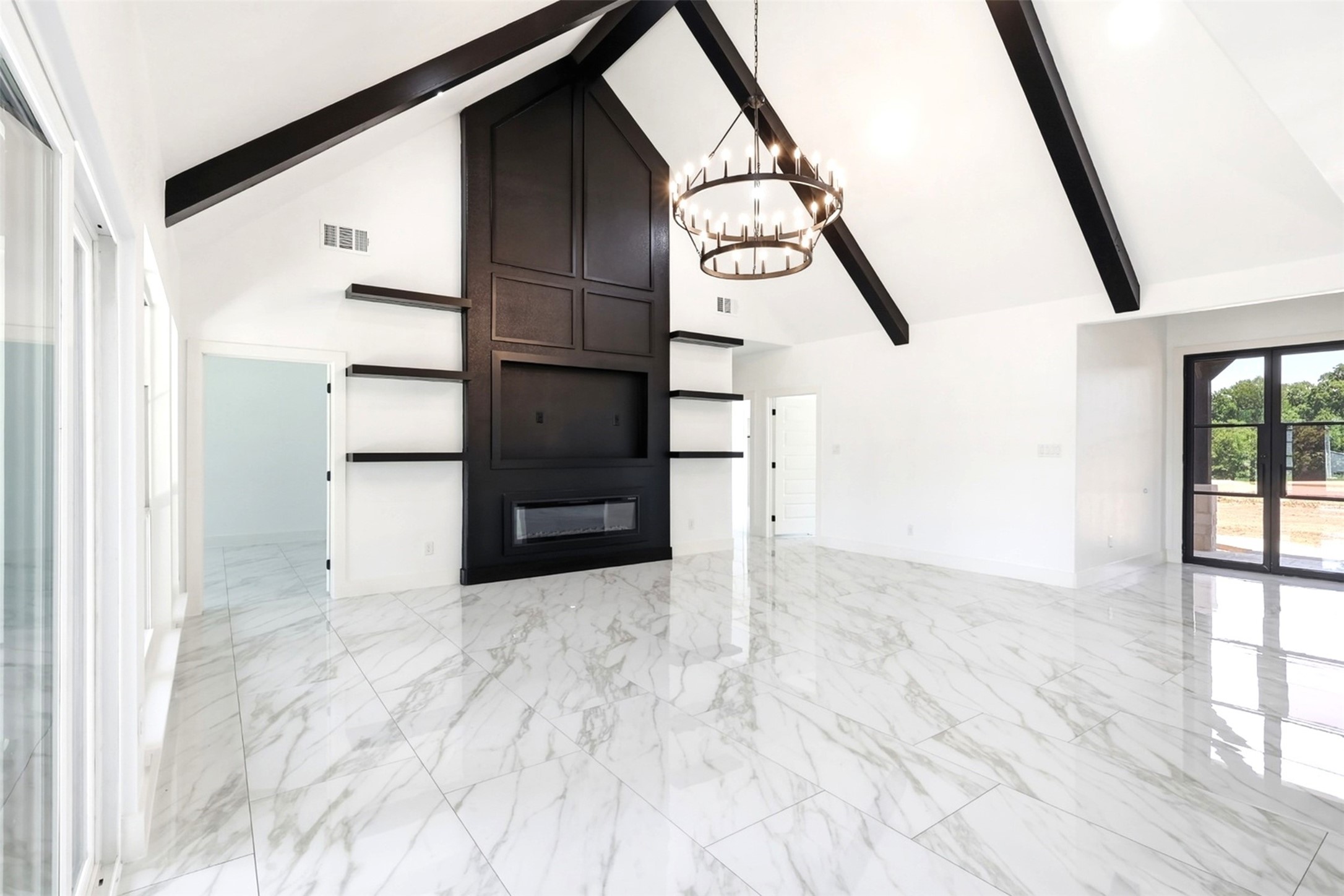 1055 Hidden Oaks Drive