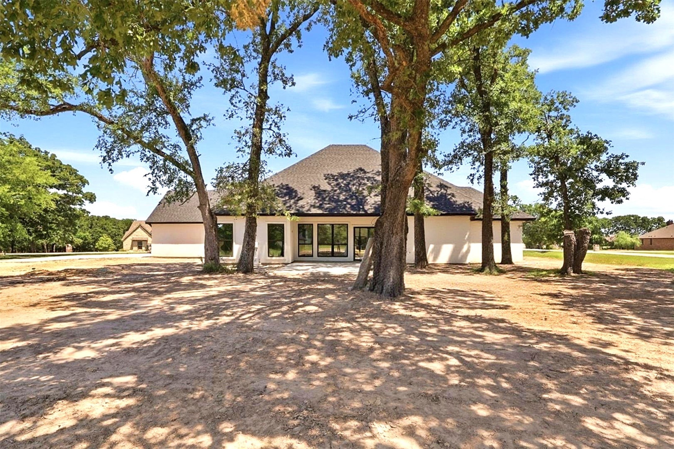 1055 Hidden Oaks Drive