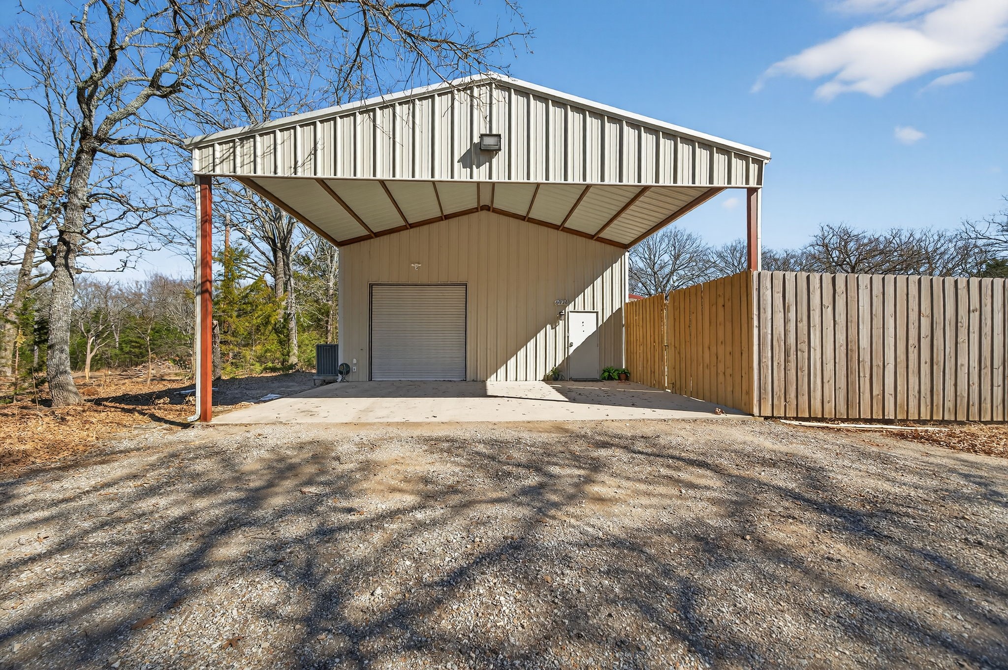 6938 County Road 3512