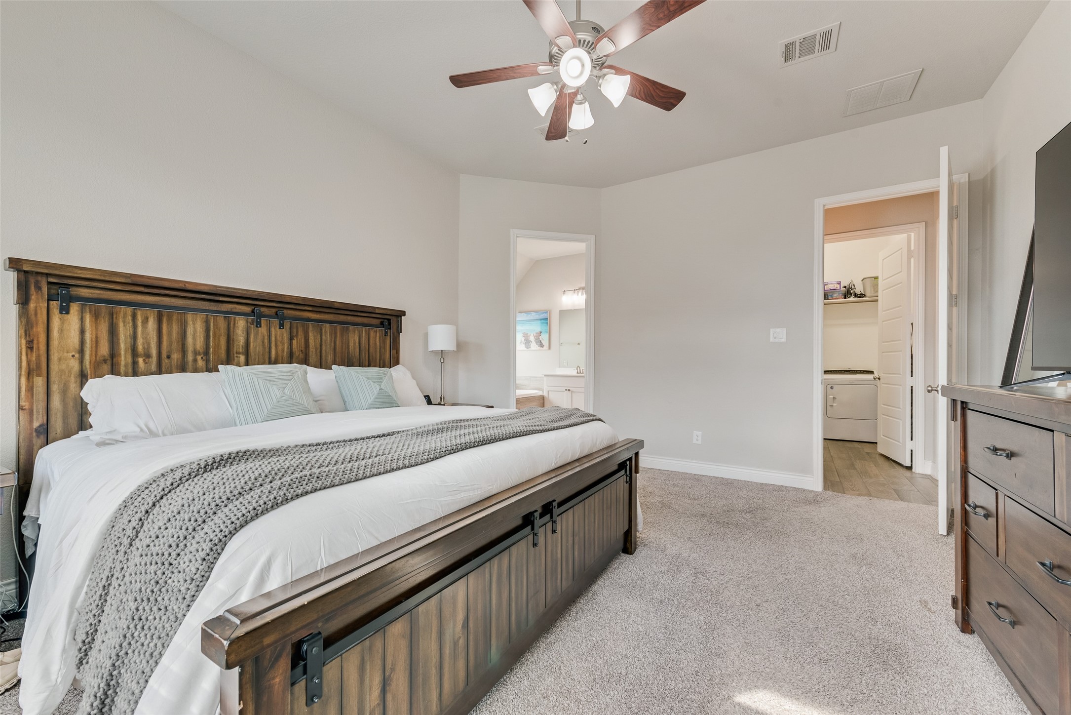 961 Canterbury Lane