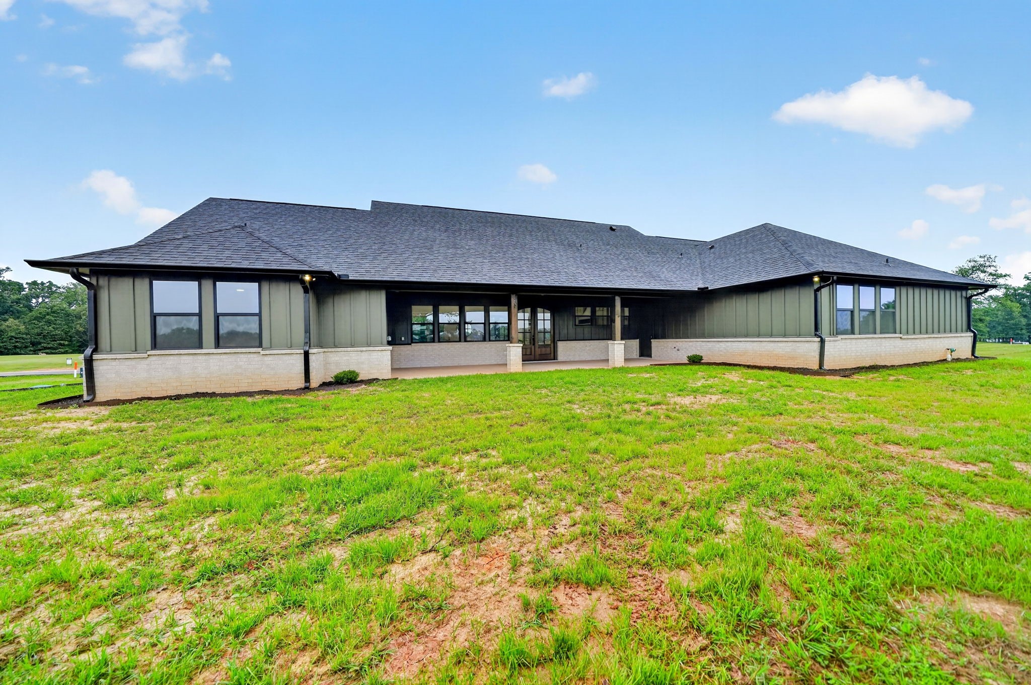 242 Private Road 2712
