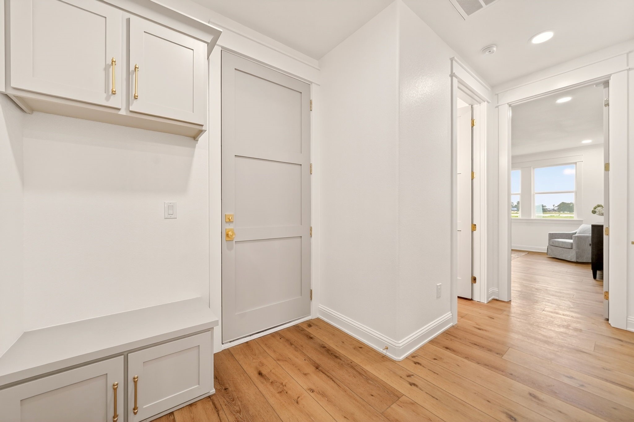 242 Private Road 2712