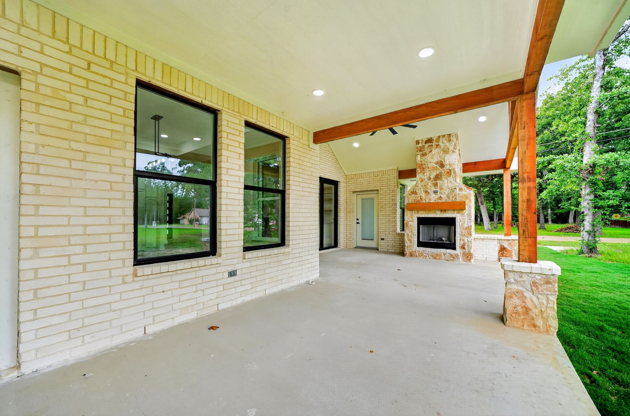 120 Springwood Road