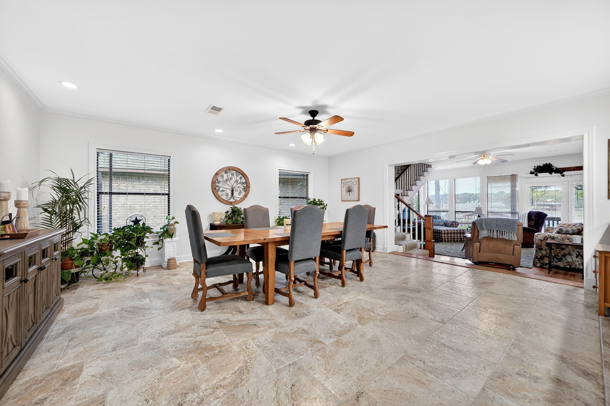 120 Turners Circle