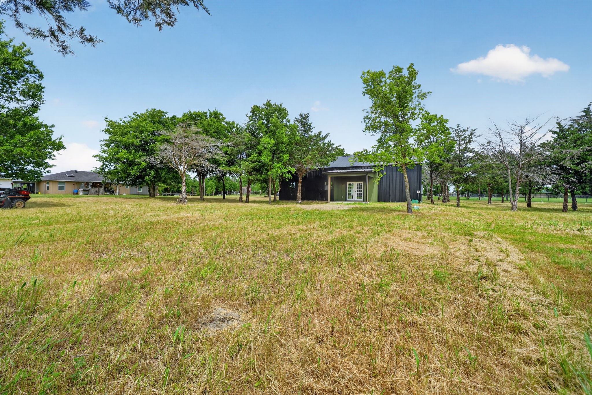 887 Private Road 2283