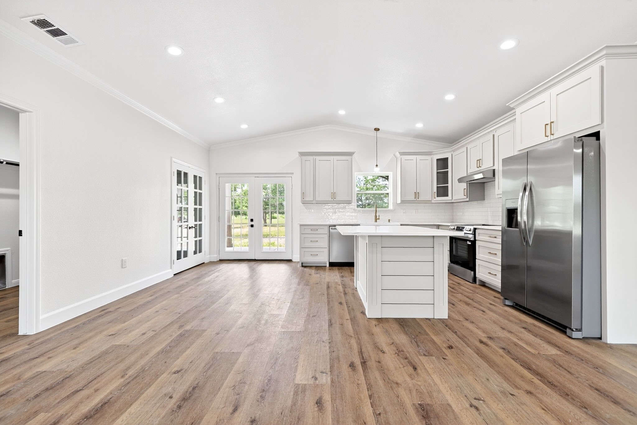 887 Private Road 2283