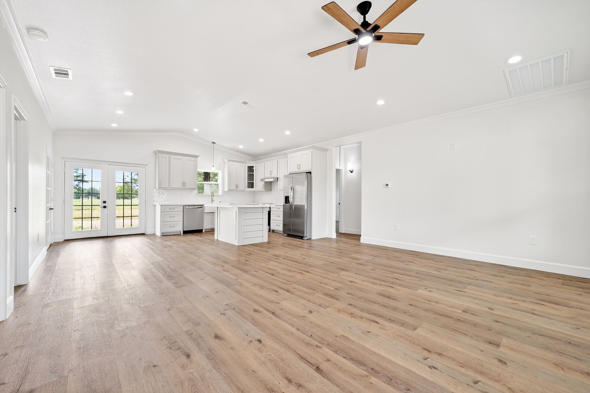 887 Private Road 2283