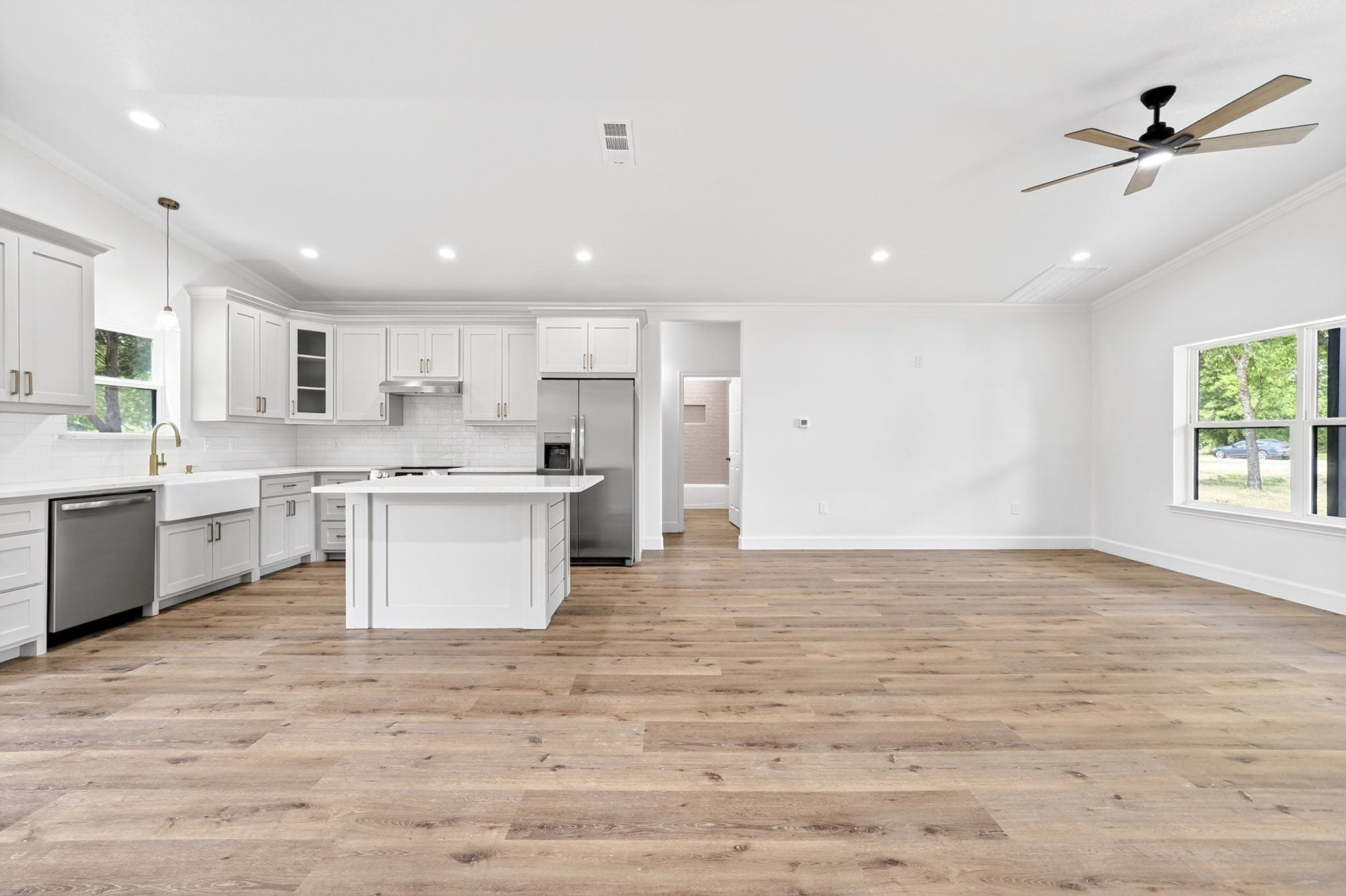 887 Private Road 2283