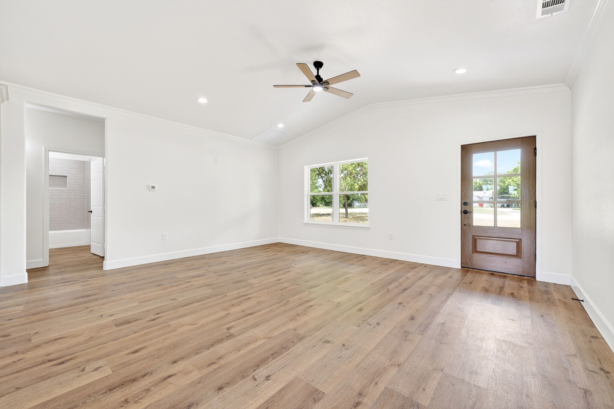 887 Private Road 2283