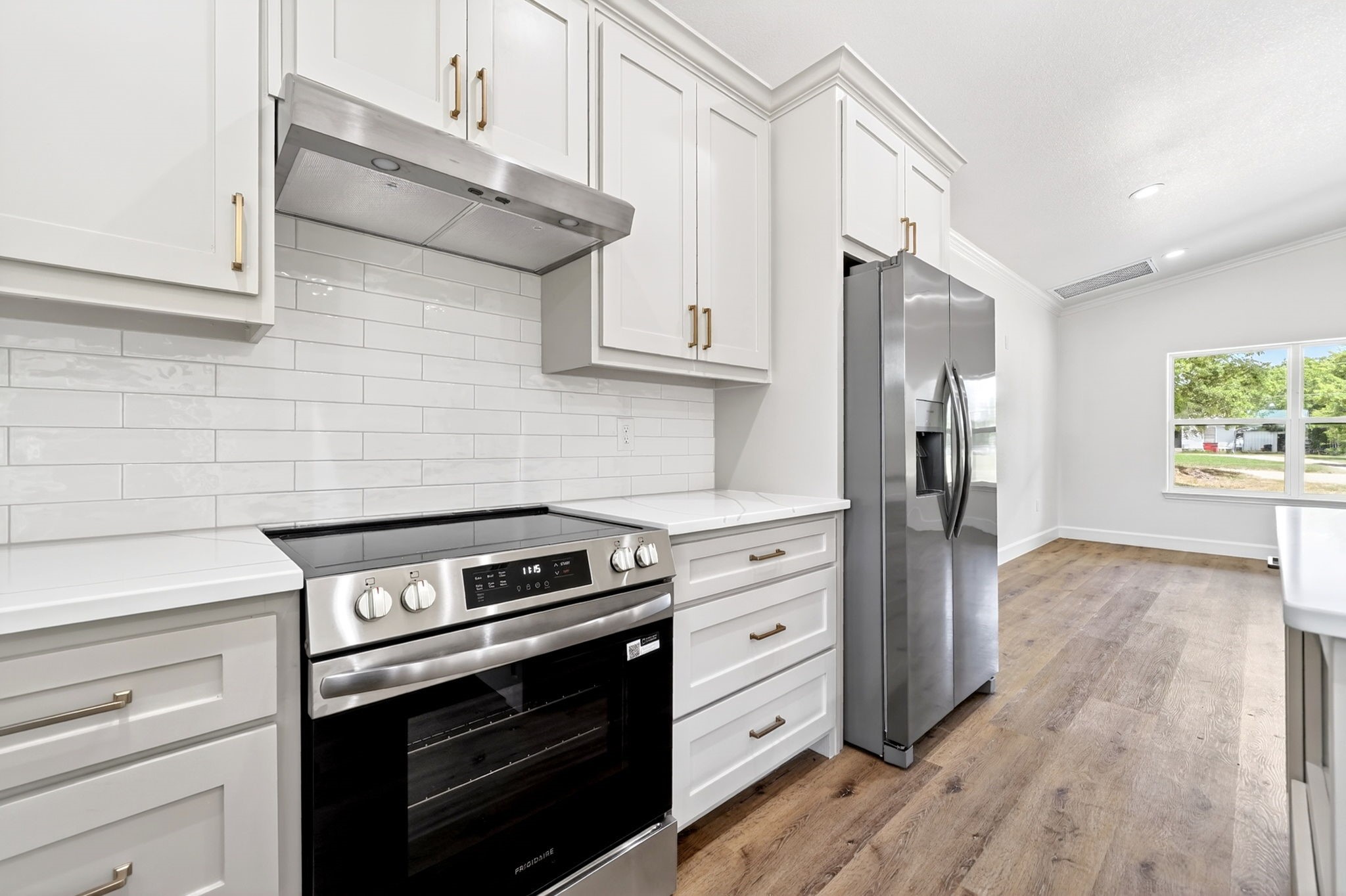 887 Private Road 2283