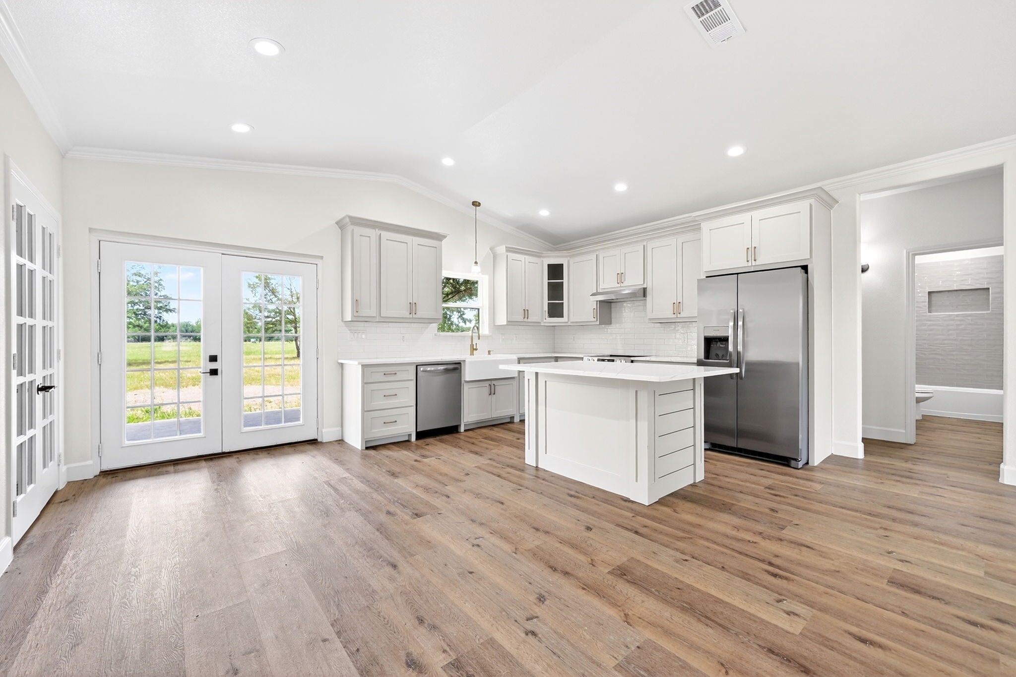 887 Private Road 2283