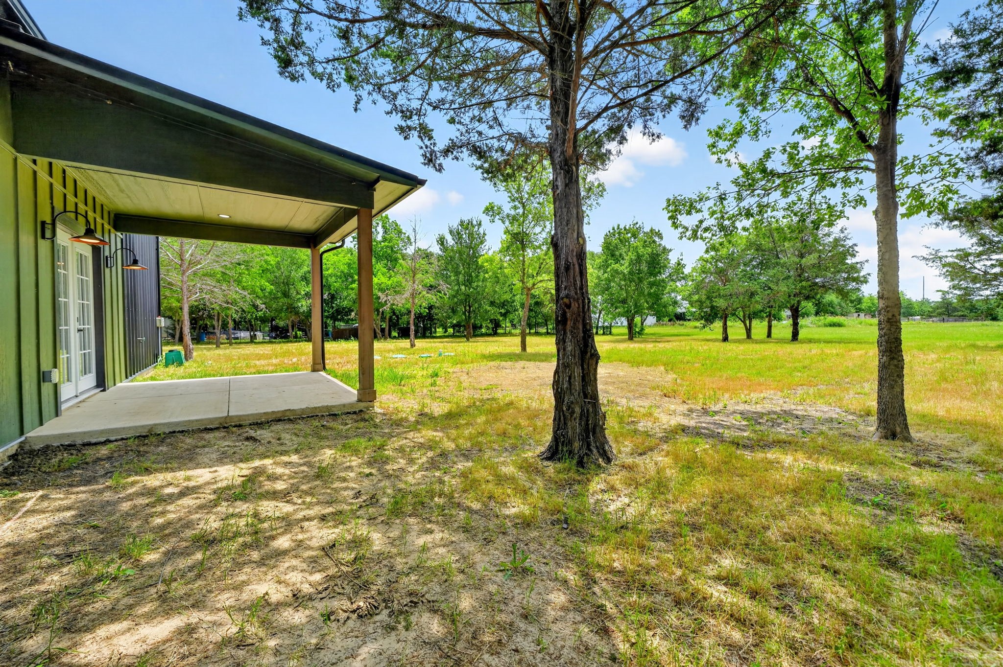 887 Private Road 2283