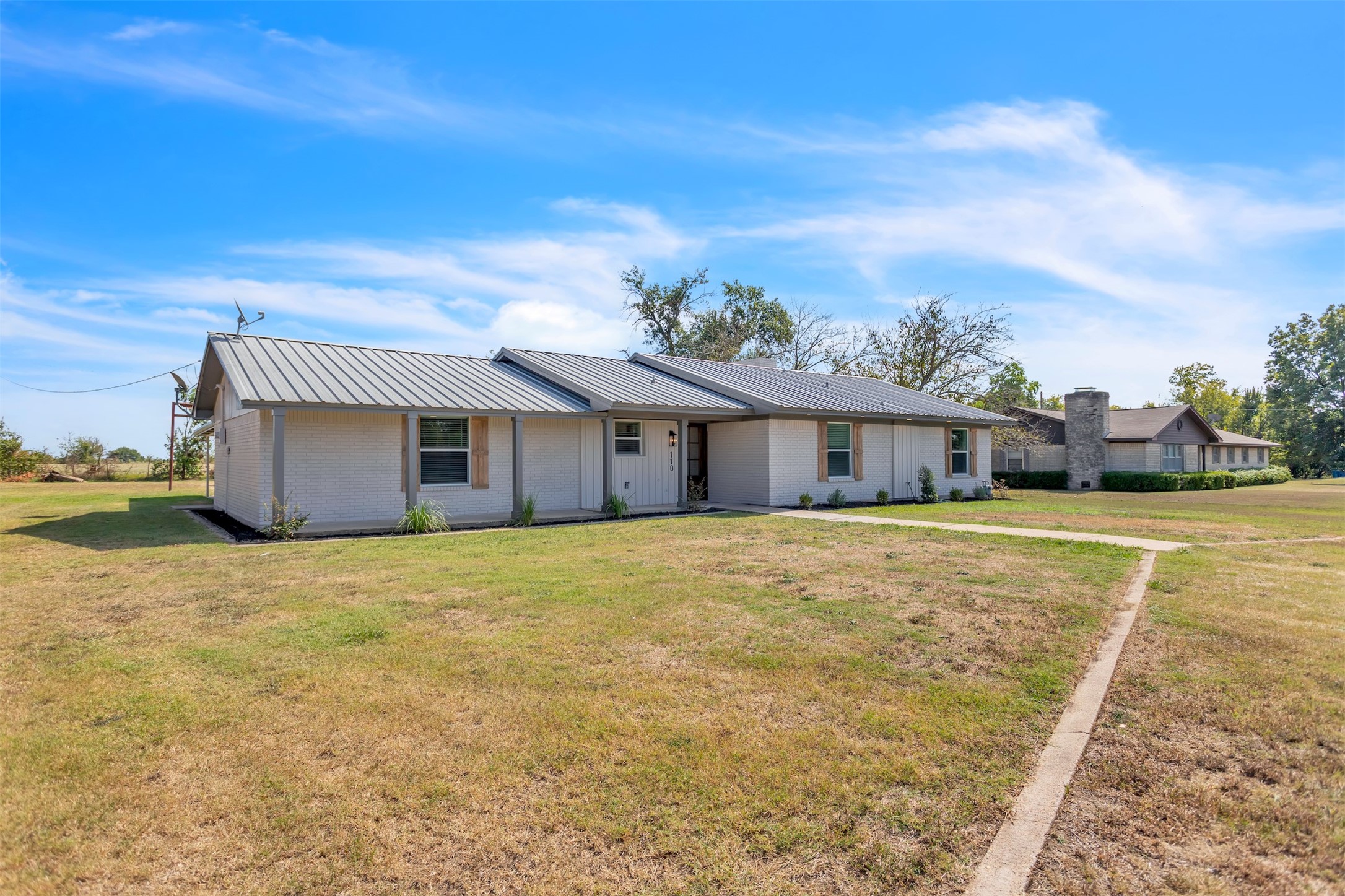 110 Twin Circle