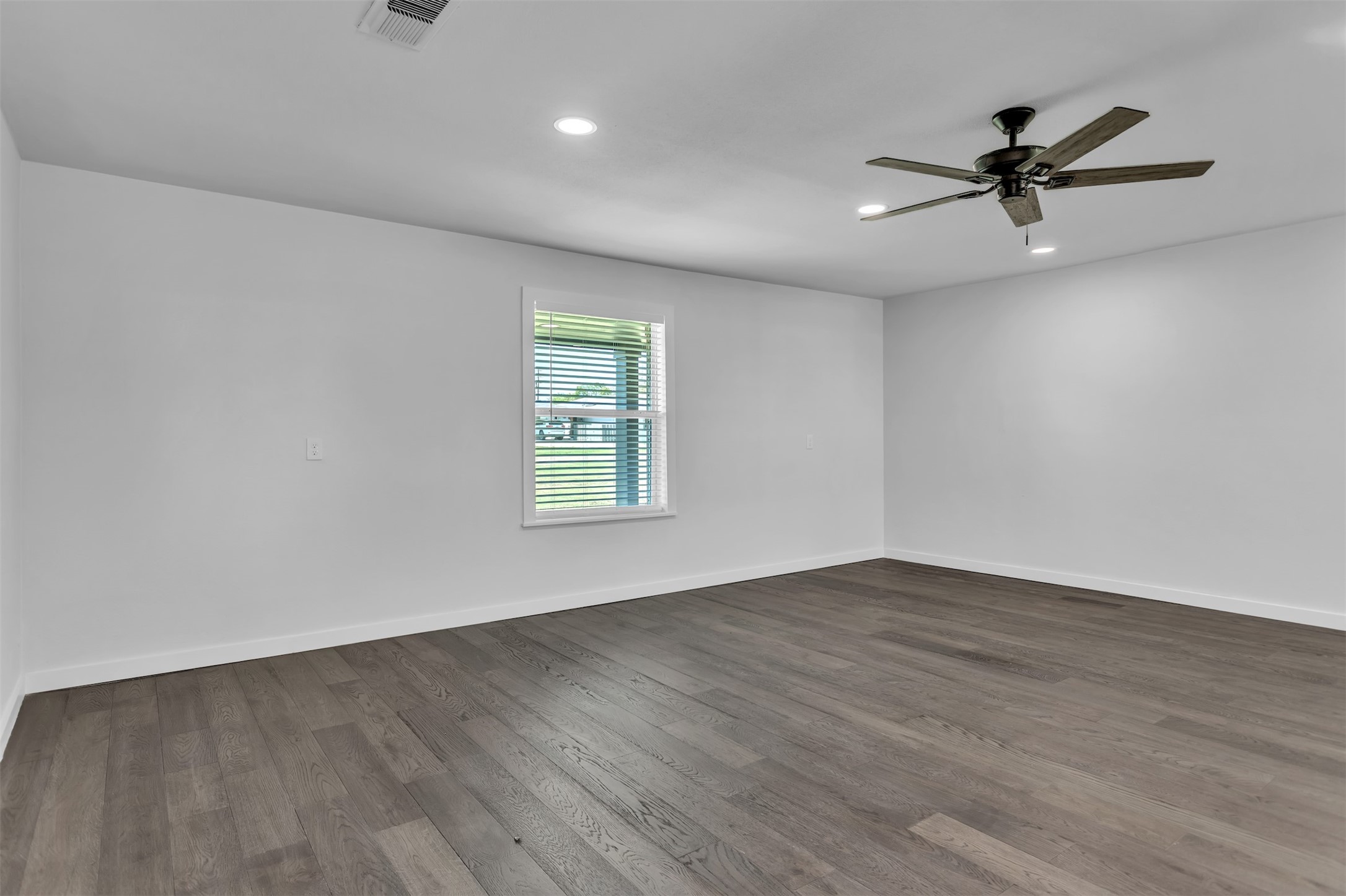 110 Twin Circle