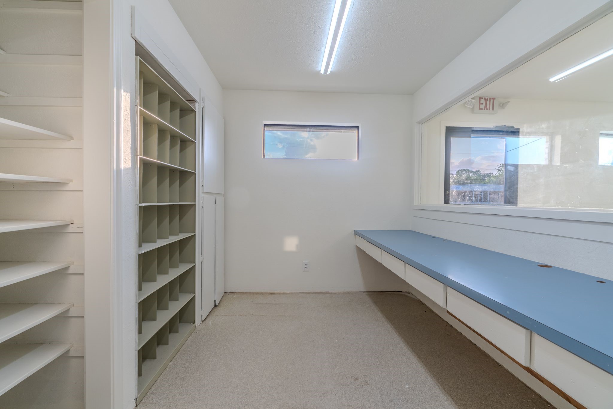4527 Stonewall Street