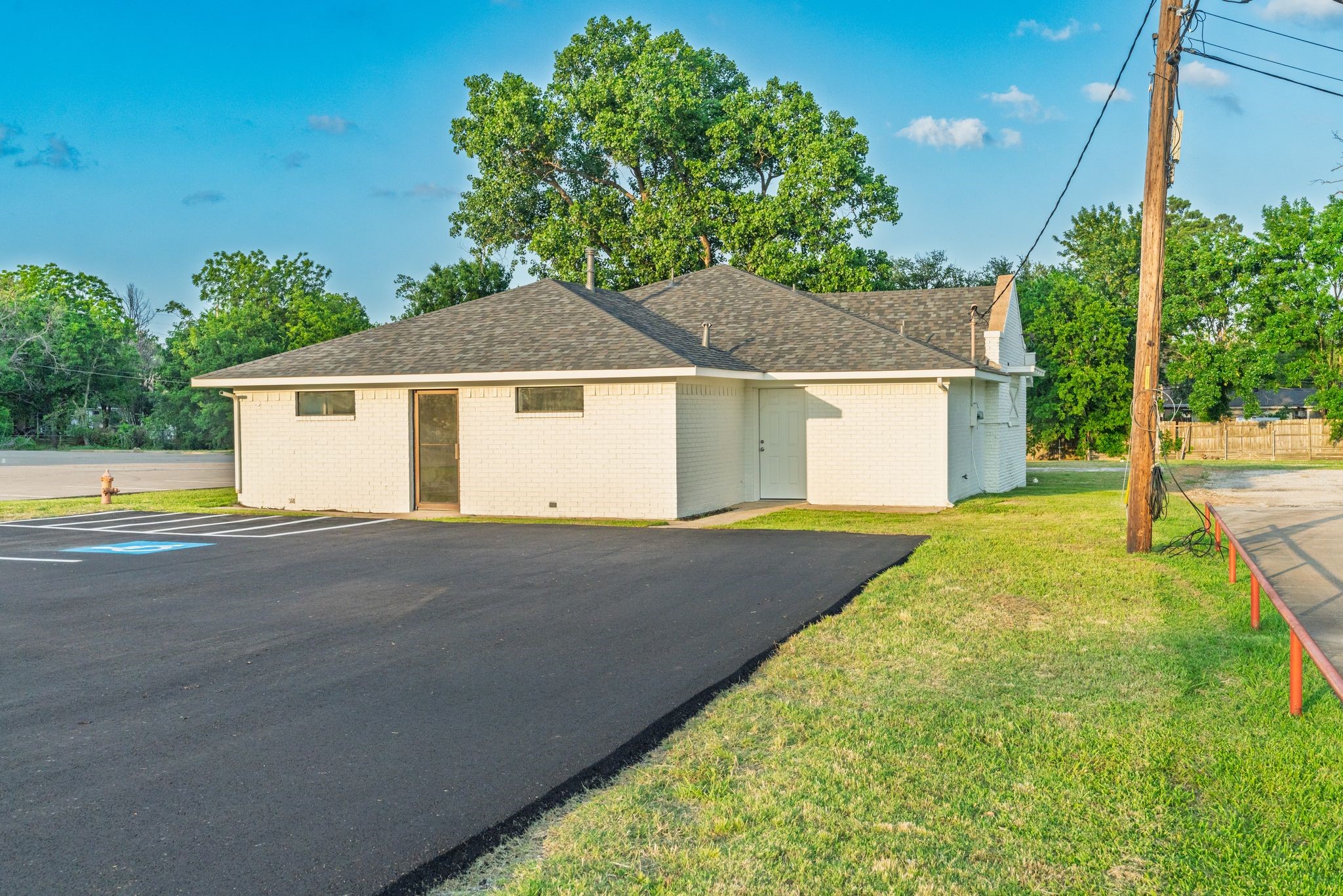 4527 Stonewall Street