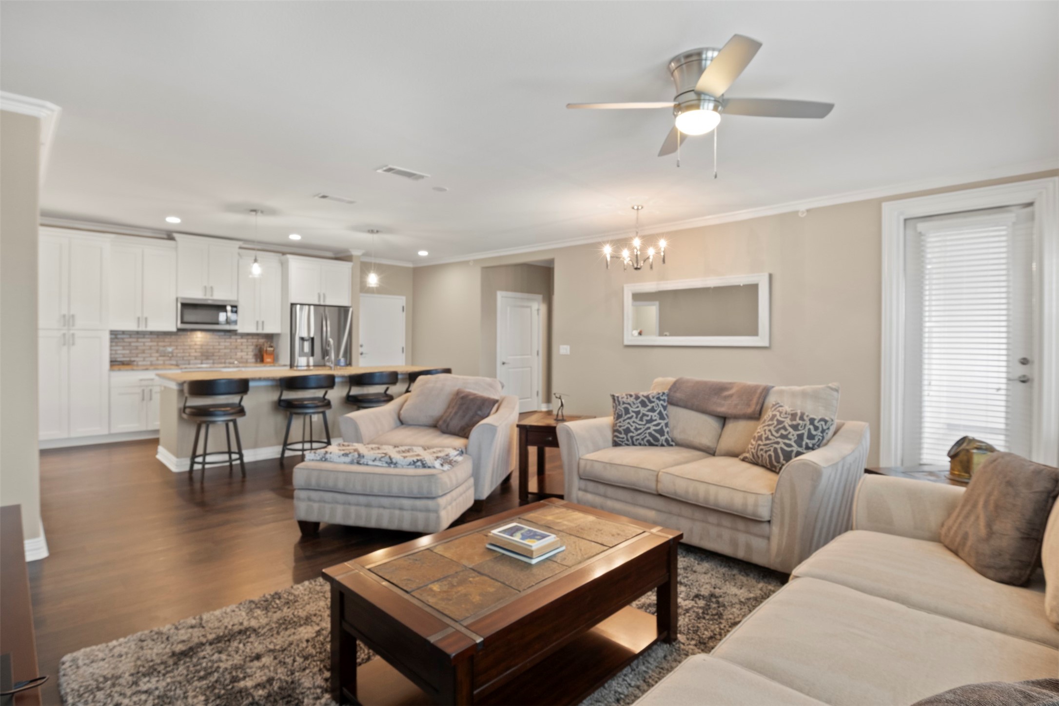 2500 King Arthur Boulevard 309