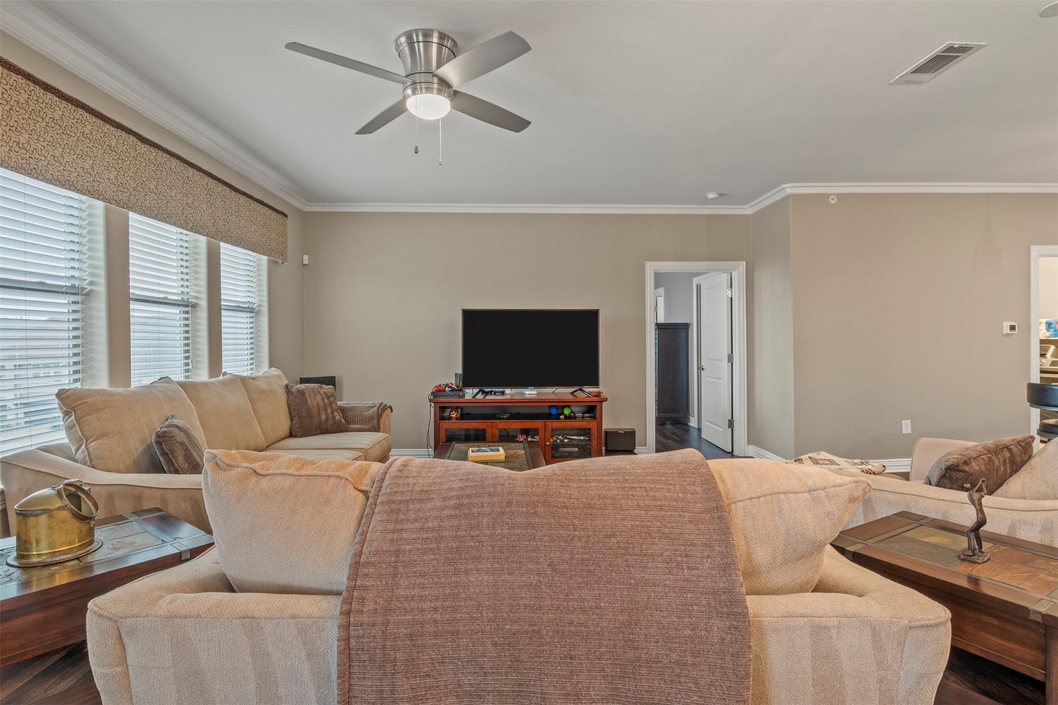 2500 King Arthur Boulevard 309