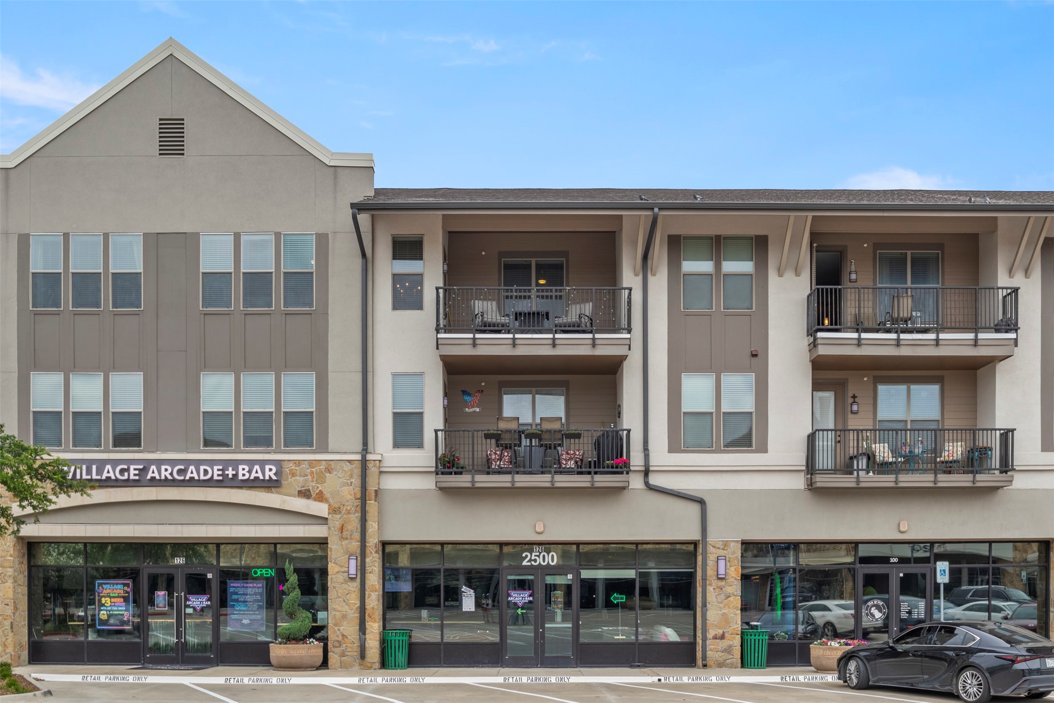 2500 King Arthur Boulevard 309