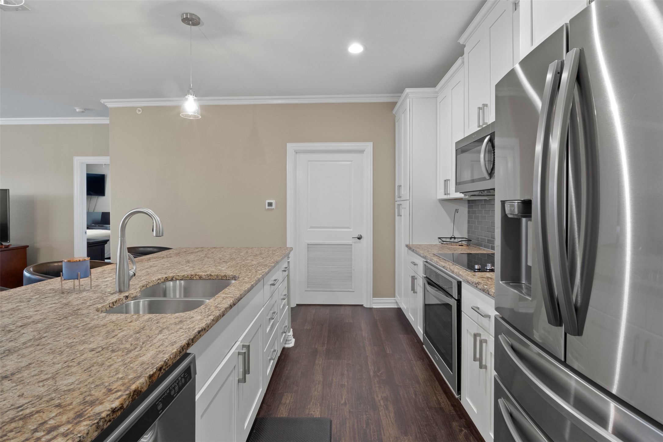 2500 King Arthur Boulevard 309