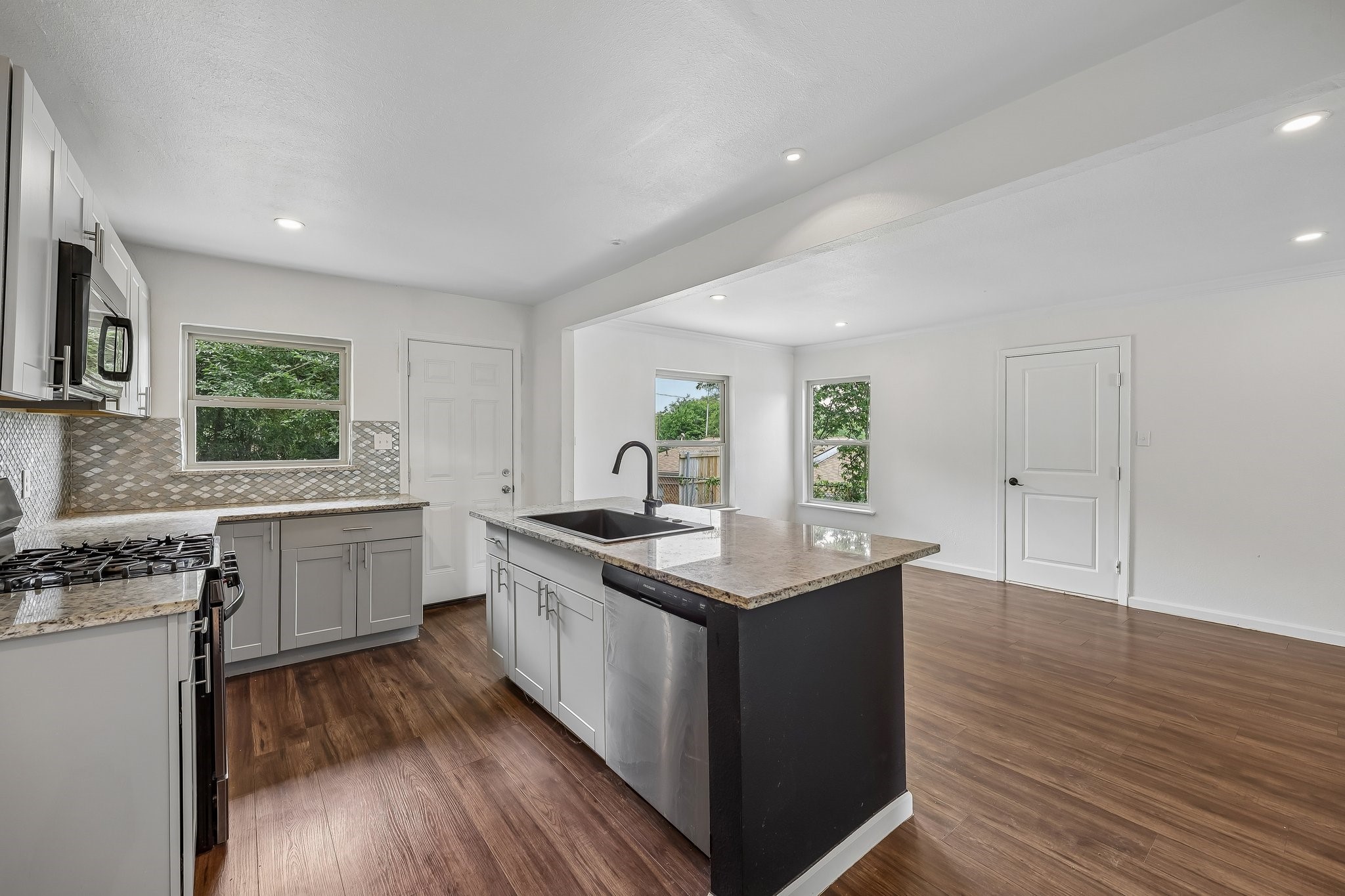 917 8th Street