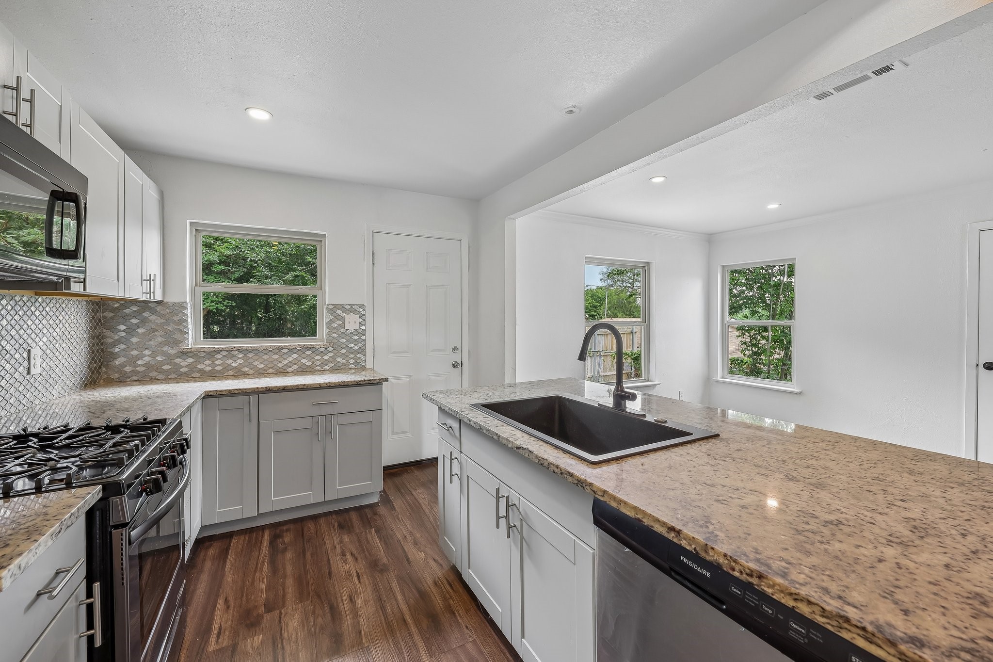 917 8th Street