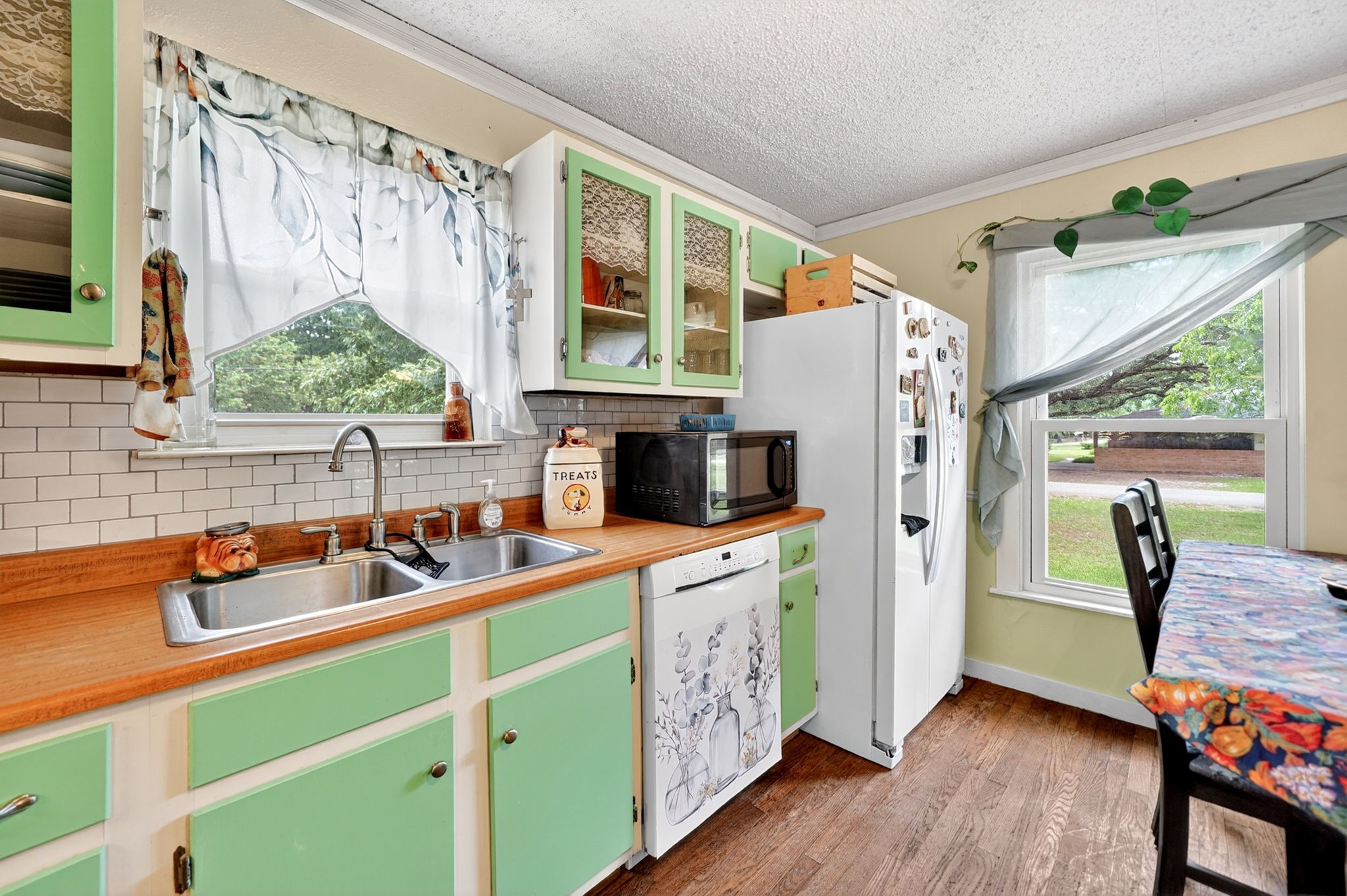 610 Crooked Creek Road