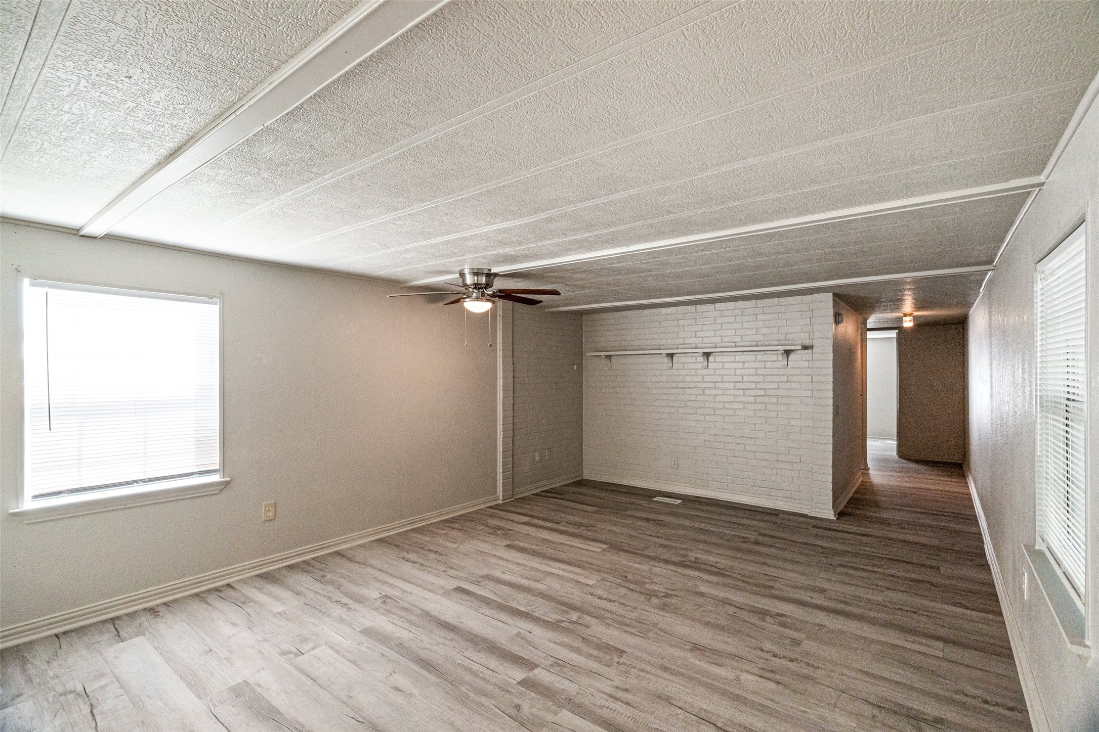 4001 Gloria Drive