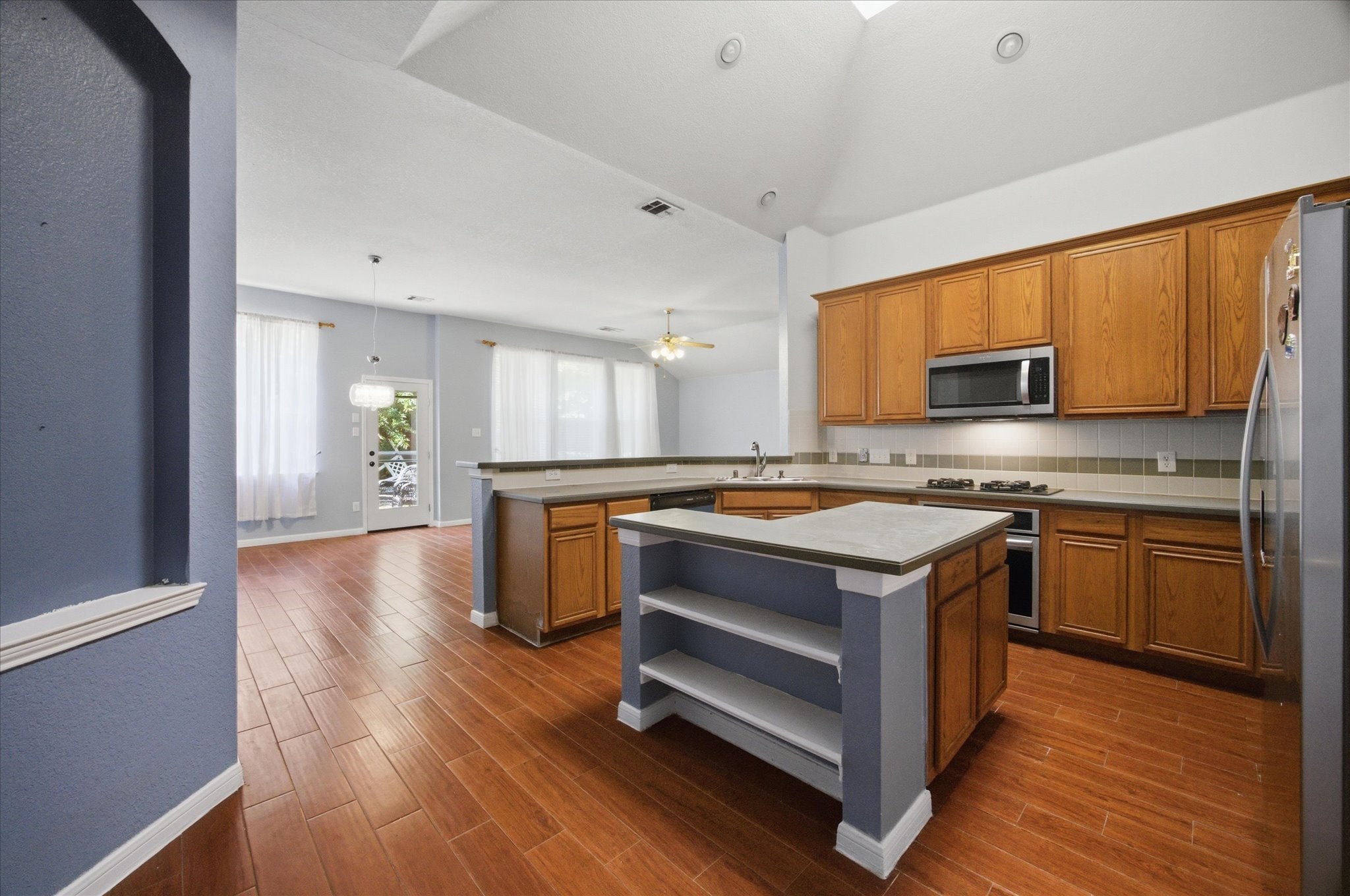 5101 Stonecrest Drive