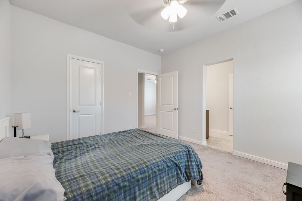 7807 Links Drive