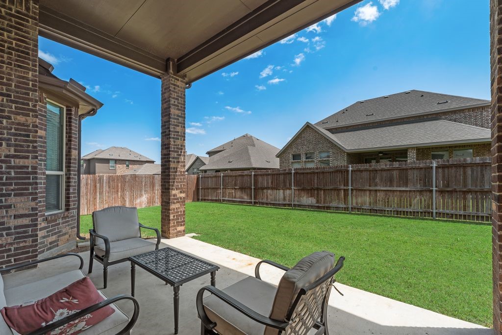 7807 Links Drive