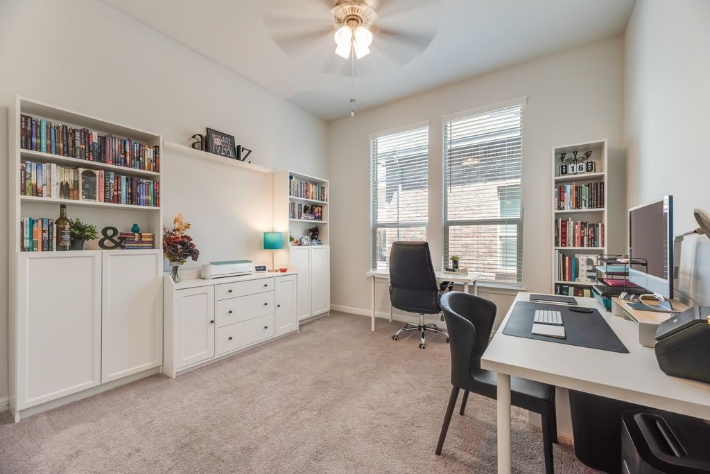 7807 Links Drive