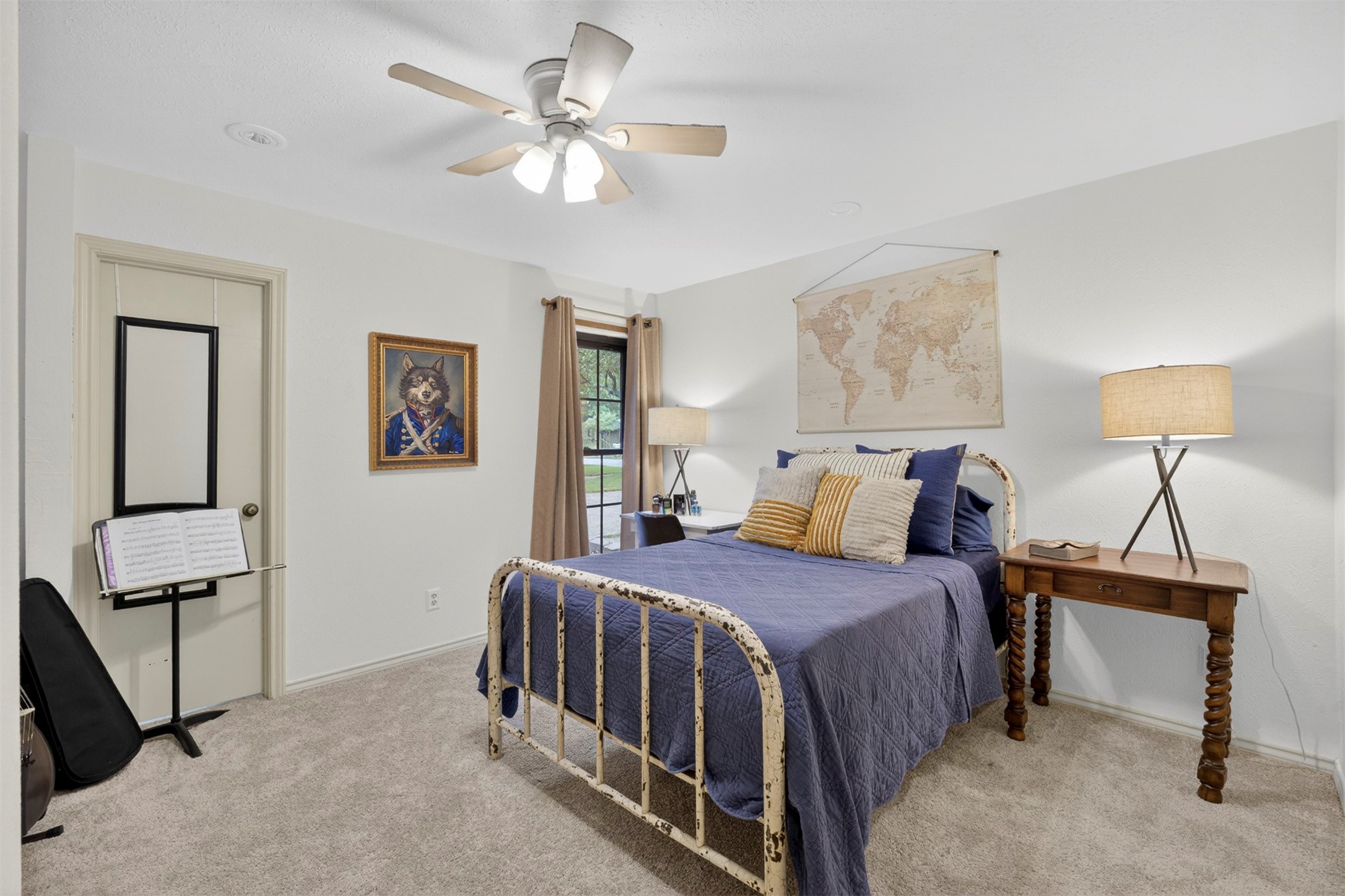 206 Rainbow Circle