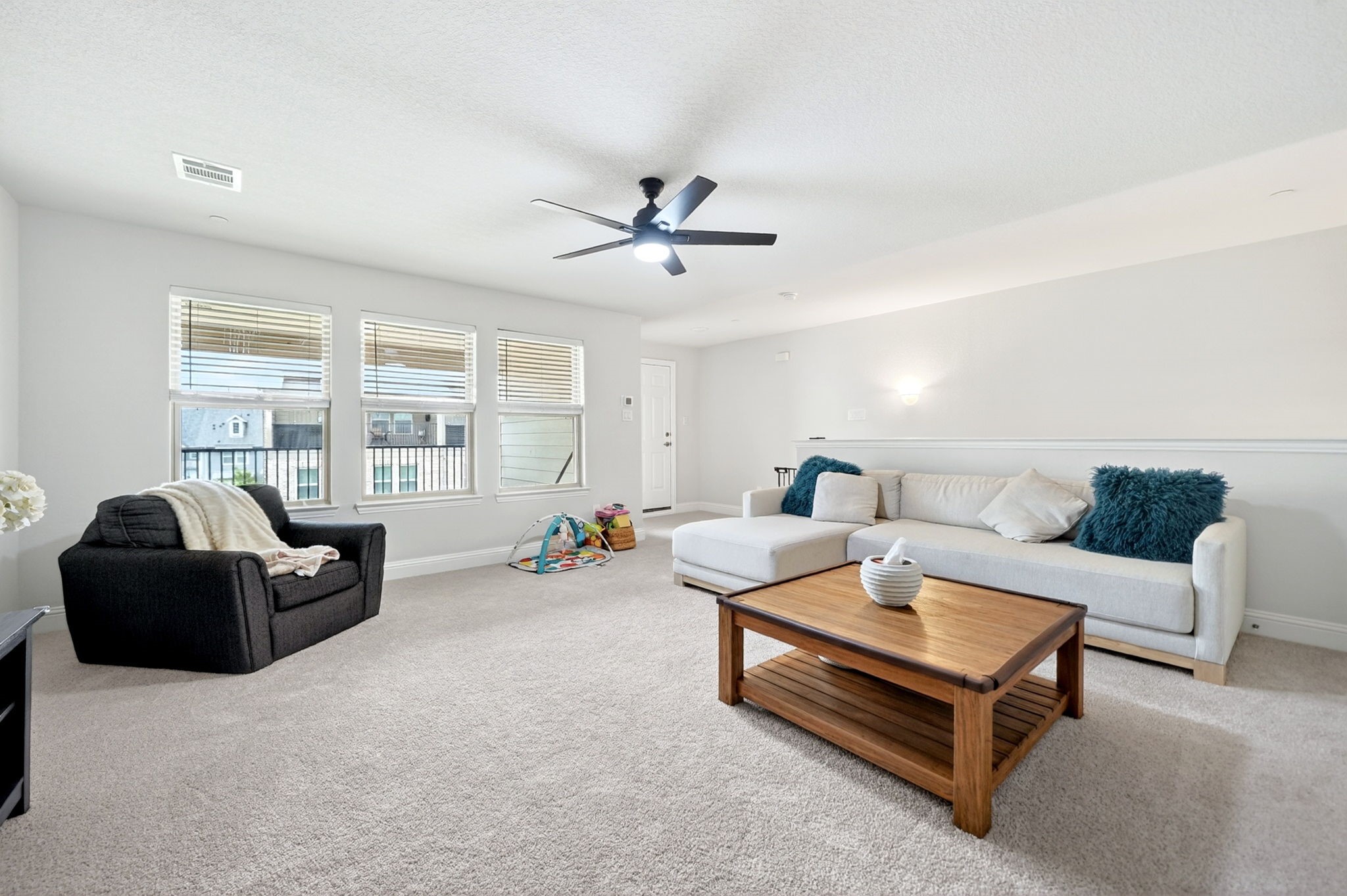 7821 Sunset Boulevard