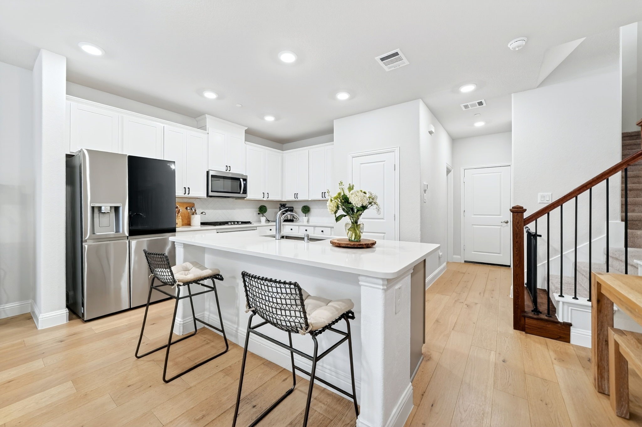 7821 Sunset Boulevard