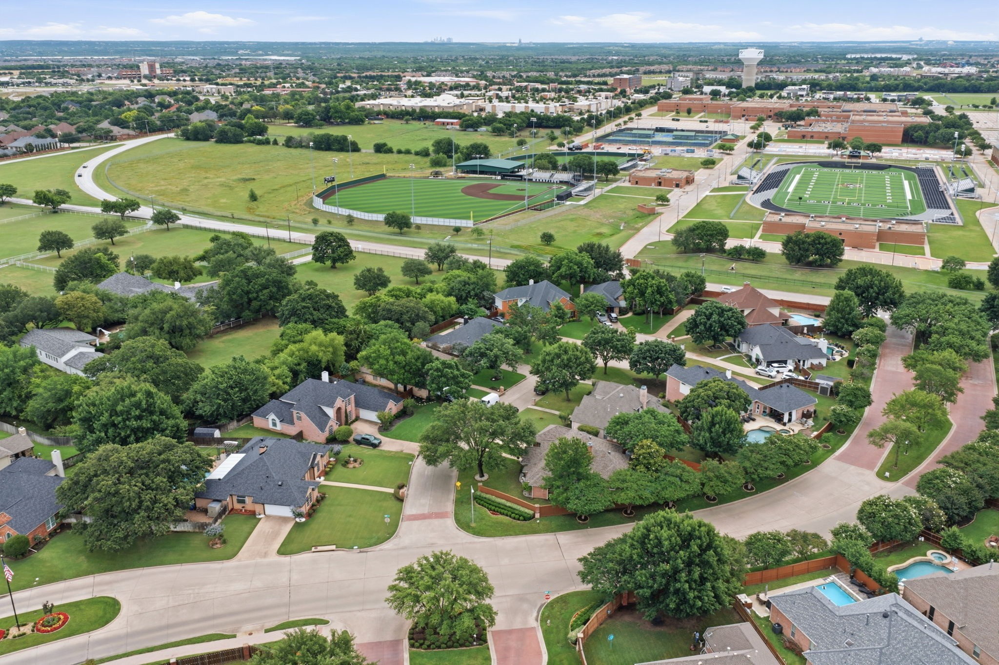 8 Waterwood Court