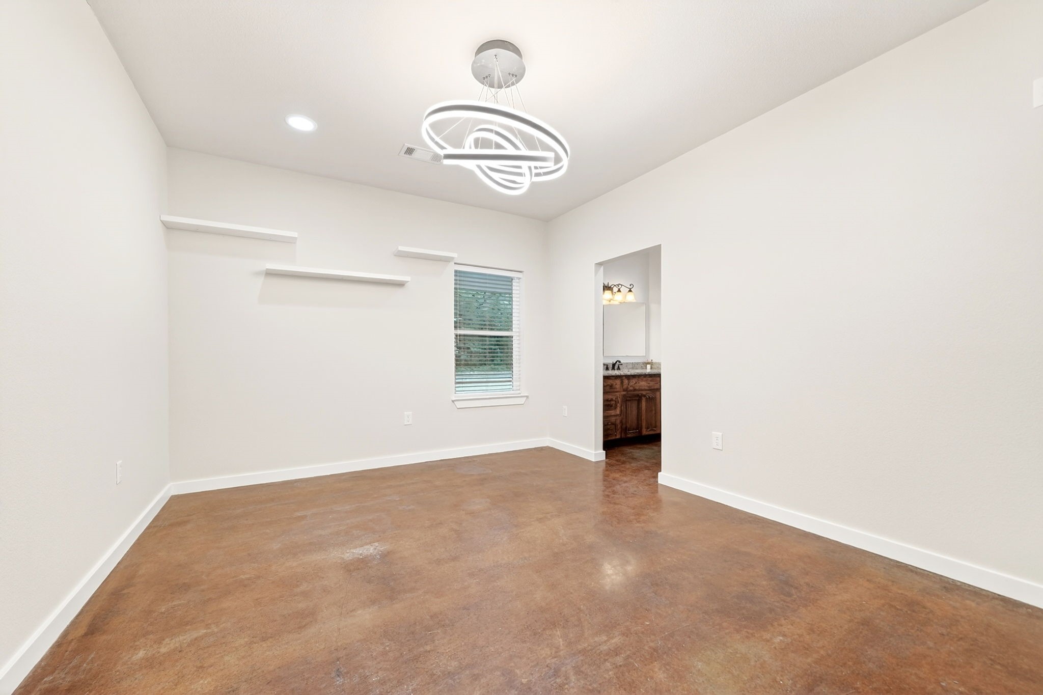 13050 County Road 4016